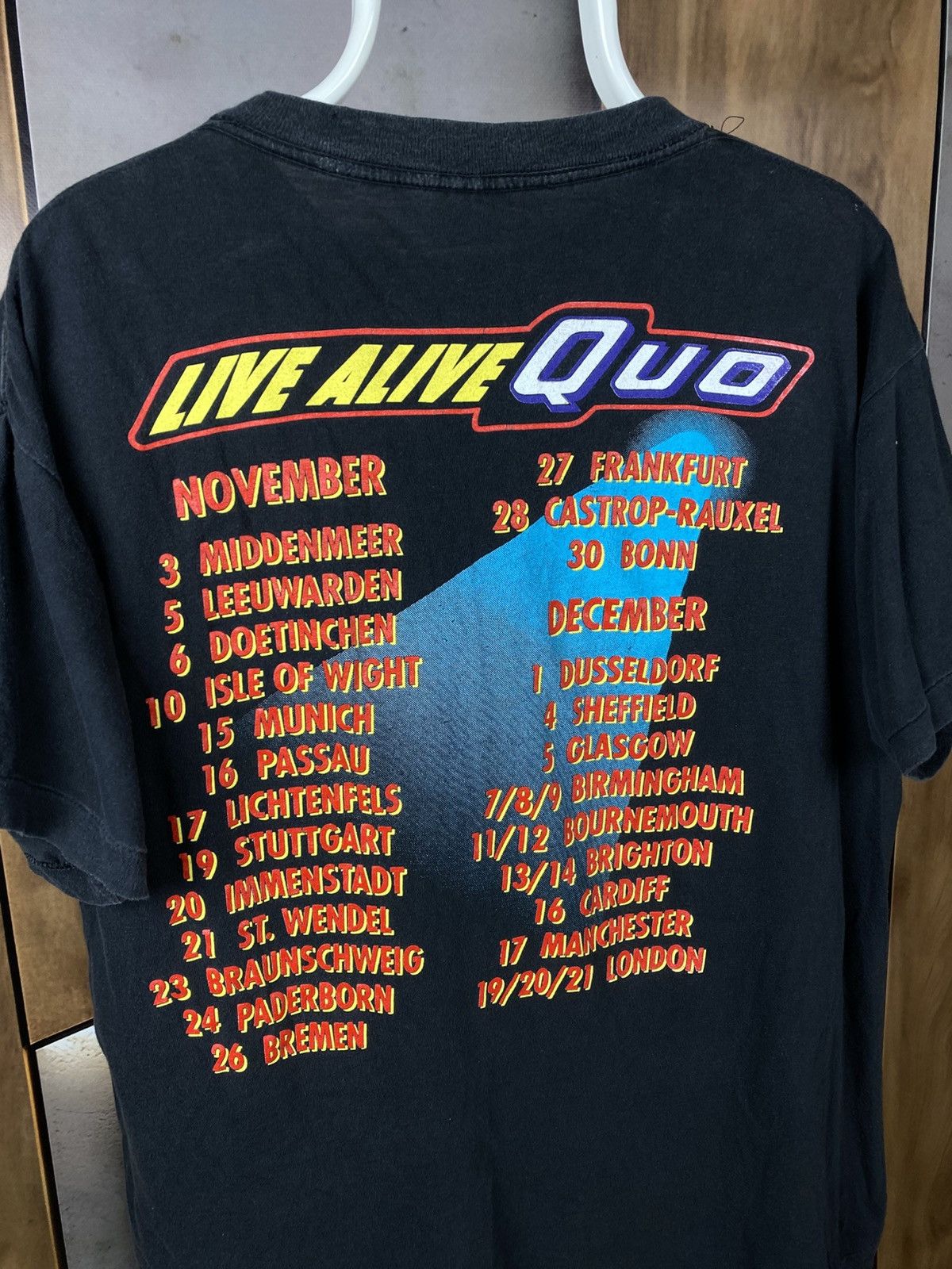Band Tees 🎸Vintage 1992 T-Shirt Status Quo Live Alive Quo Tour Tee🎸 Size US L / EU 52-54 / 3 - 4 Thumbnail
