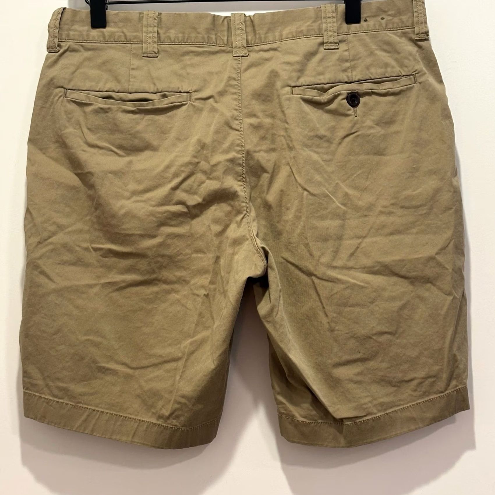 J.Crew J.Crew Mens Stretch Chino Shorts Khaki Tan Size 32 9 Inch Inseam Size US 32 / EU 48 - 4 Thumbnail