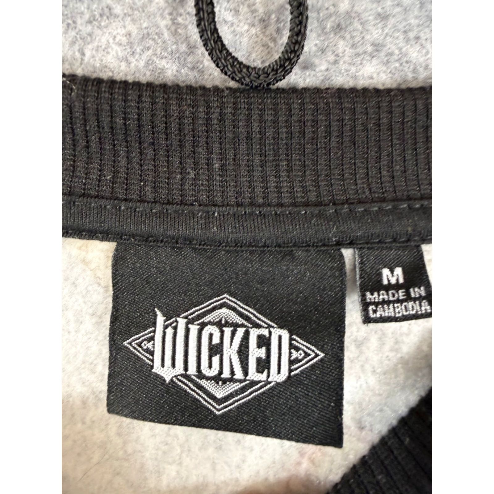 Vintage Wicked Sweatshirt Womens M Black Butterfly Print Fleece Pullover Long Sleeve Crew Neck Size M / US 6-8 / IT 42-44 - 5 Thumbnail