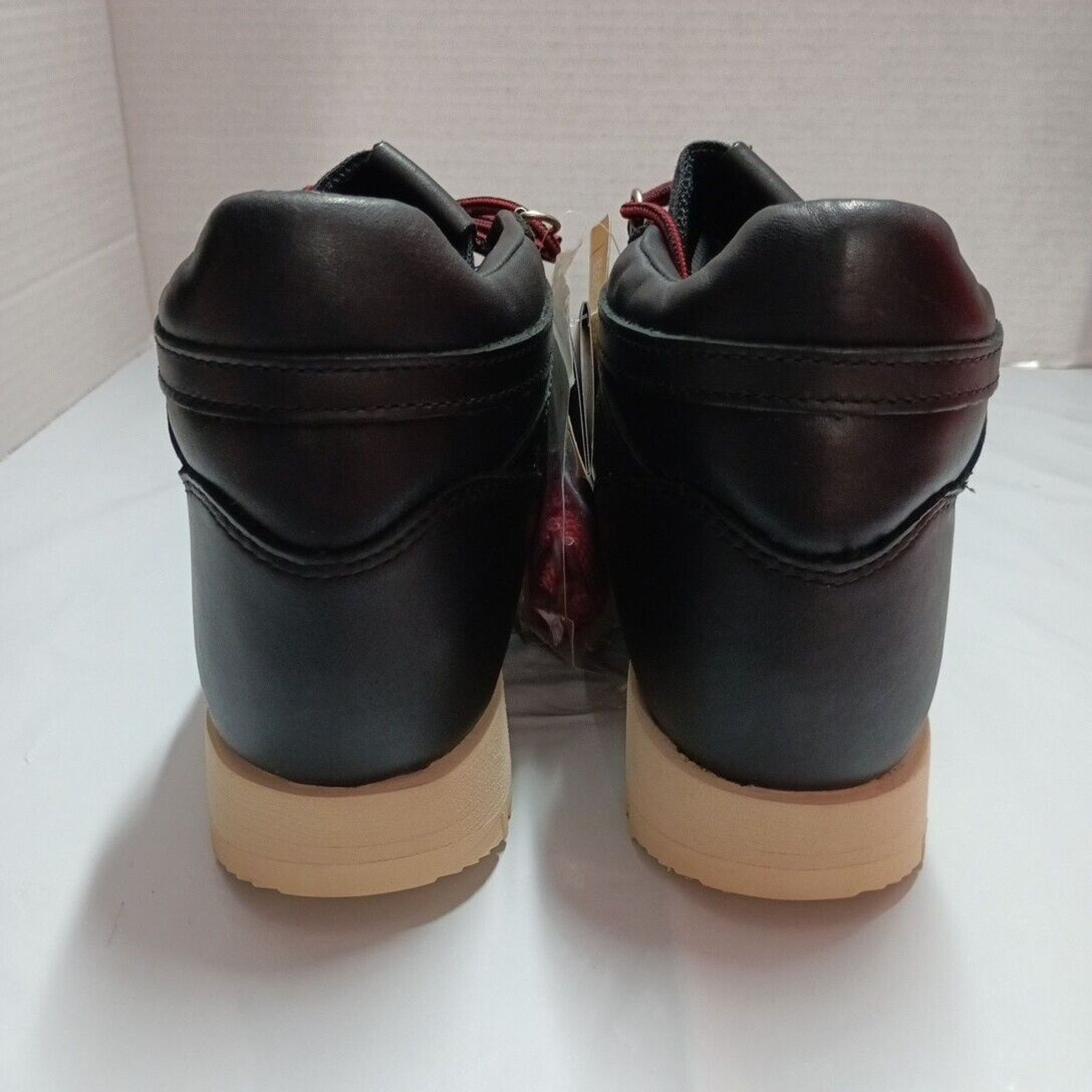 New Balance New Balance Rainier Black Beige Men's Size 8 hiking Boots Size US 8 / EU 41 - 4 Thumbnail