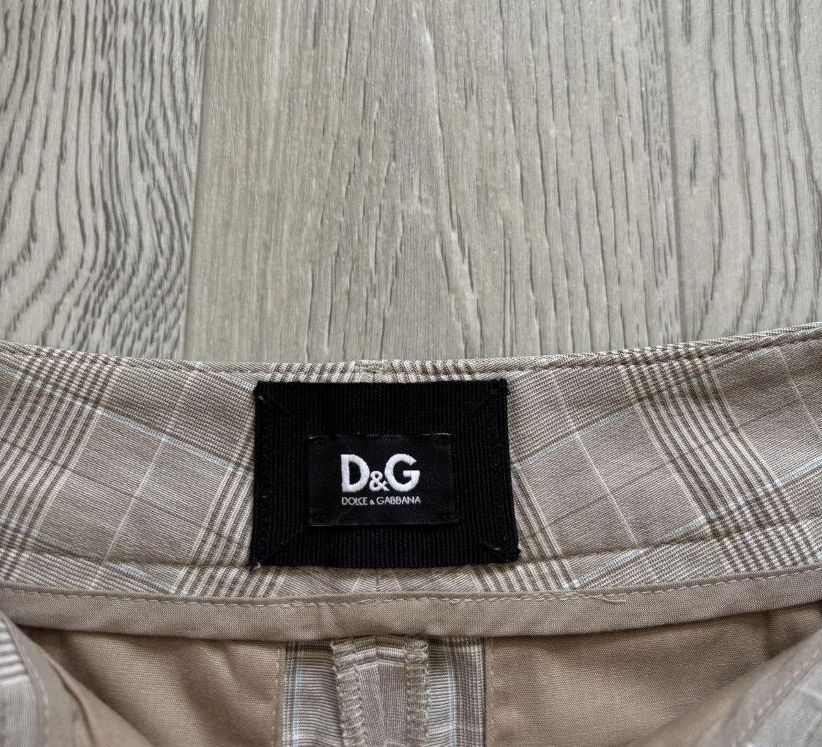 Dolce & Gabbana Vintage Shorts Dolce Gabbana Classic Mini DG Size 26" / US 2 / IT 38 - 2 Thumbnail