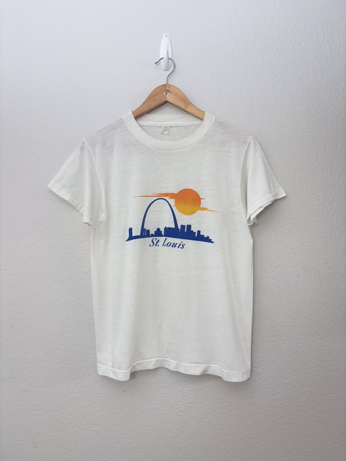 Vintage 80’s St. Louis Sunset Vintage 50/50 Tee Size US M / EU 48-50 / 2 - 1 Thumbnail