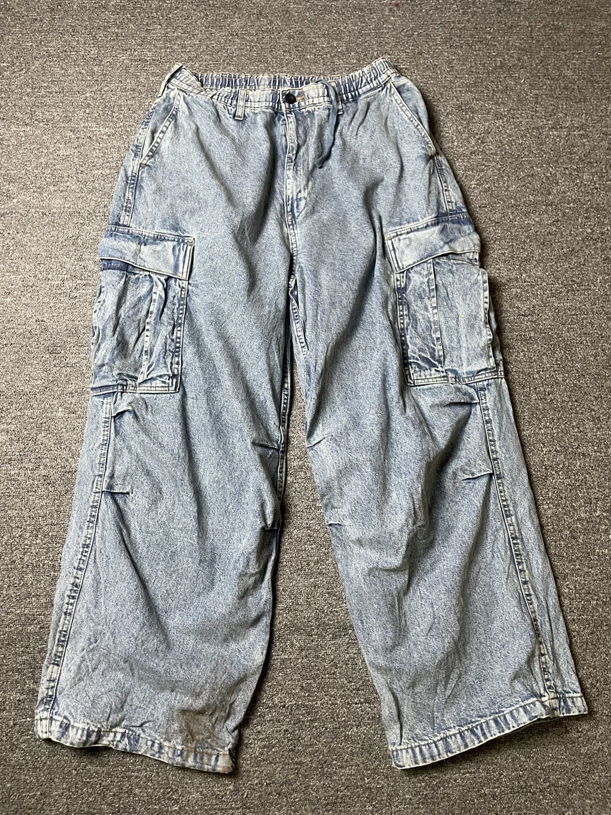 GU Japanese Brand Wide Cargo Jeans (93)