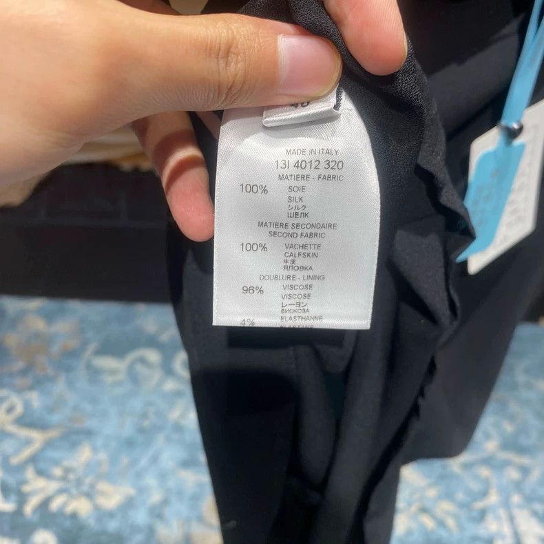 Givenchy Givenchy Size40 Black Skirt / Size 40 / JM361 Size S / US 4 / IT 40 - 5 Thumbnail