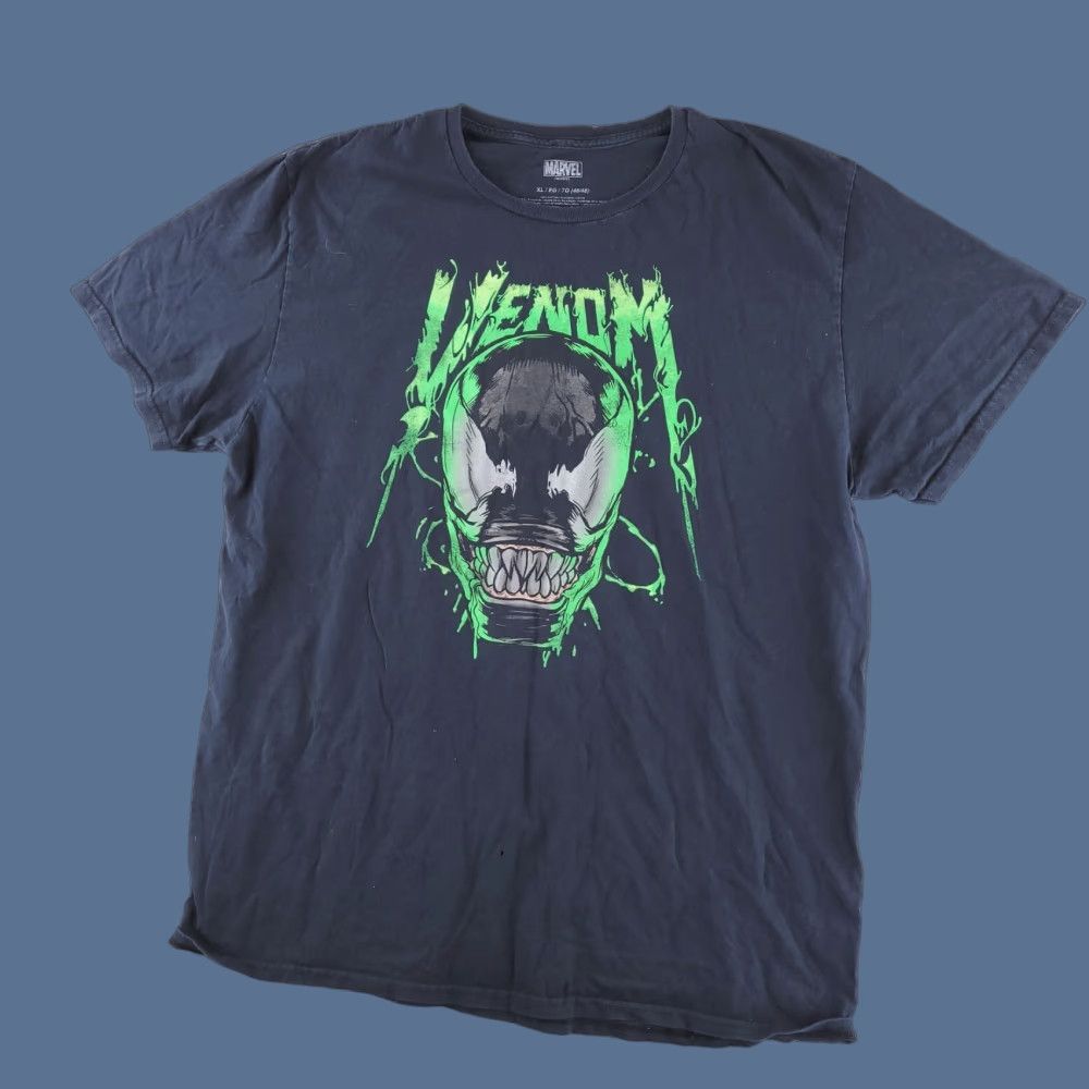 Vintage Marvel Mens XL Black Venom Graphic Tee Short Sleeve Slim Fit Shirt Size US XL / EU 56 / 4 - 1 Thumbnail
