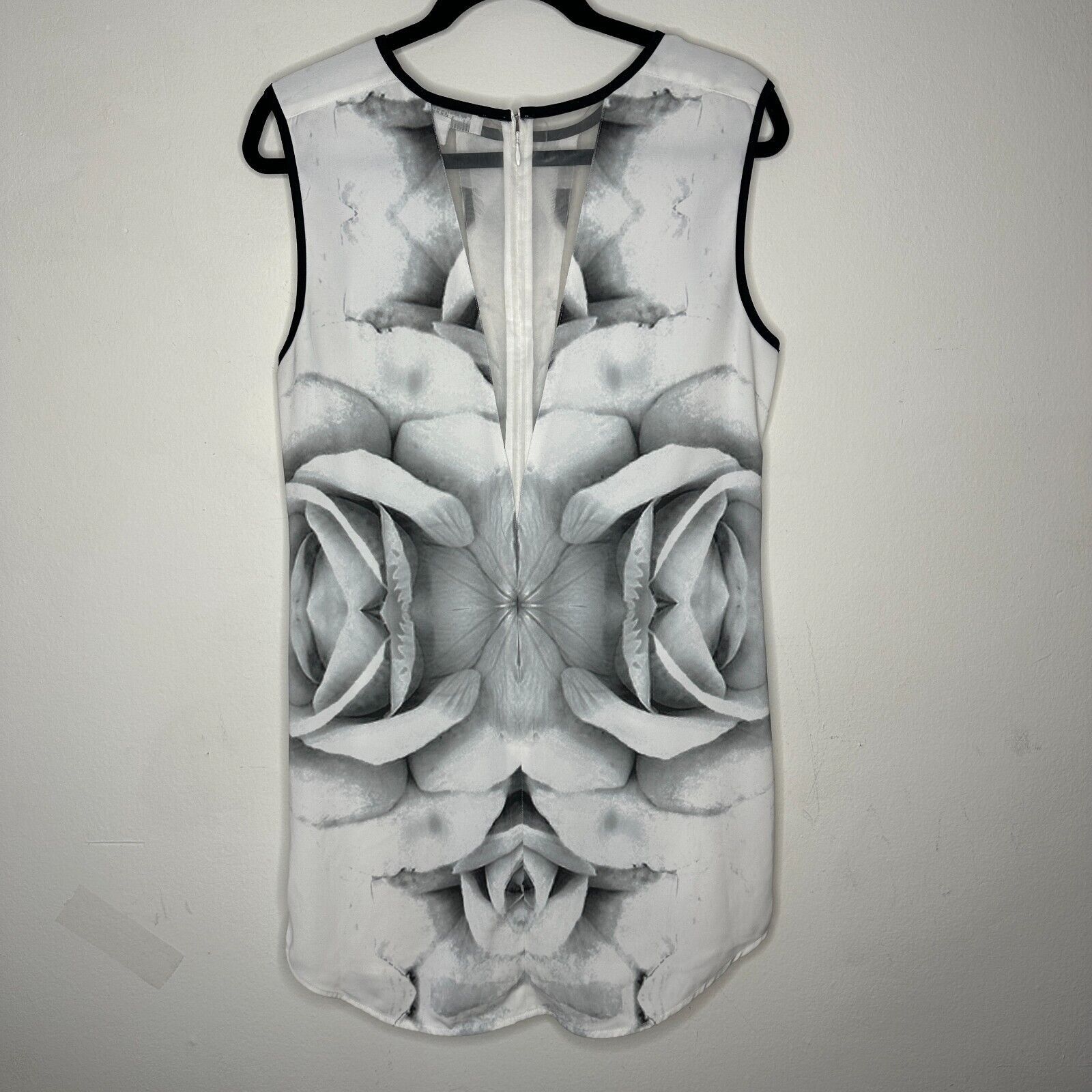 Other Finders Keepers Black White Tangled Secrets Rose Slip Dress Size M / US 6-8 / IT 42-44 - 2 Thumbnail