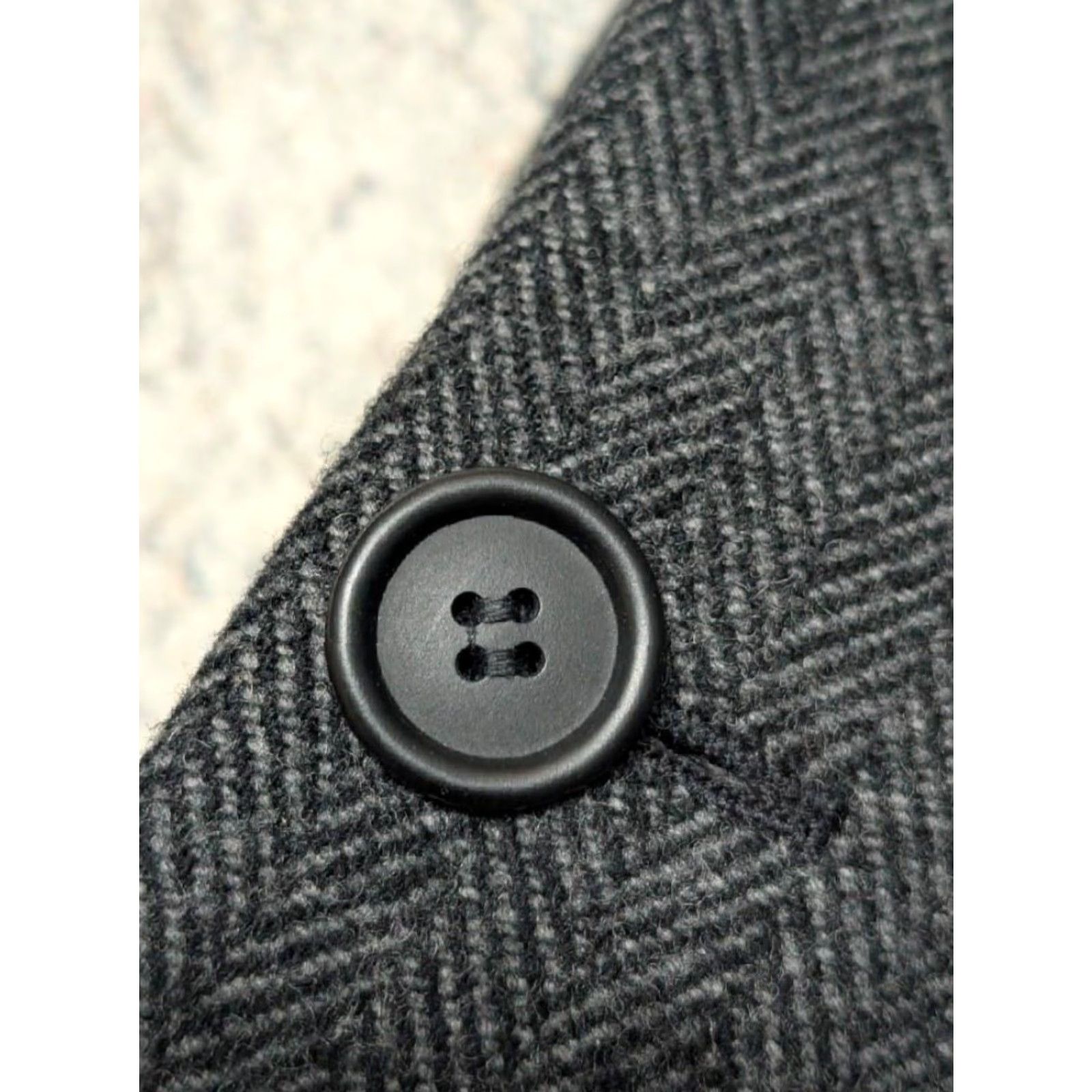 London Fog VINTAGE London Fog Tweed Overcoat Coat 44L Gray Donegal Wool Herringbone Wool long Top Coat Mens Size US L / EU 52-54 / 3 - 7 Thumbnail