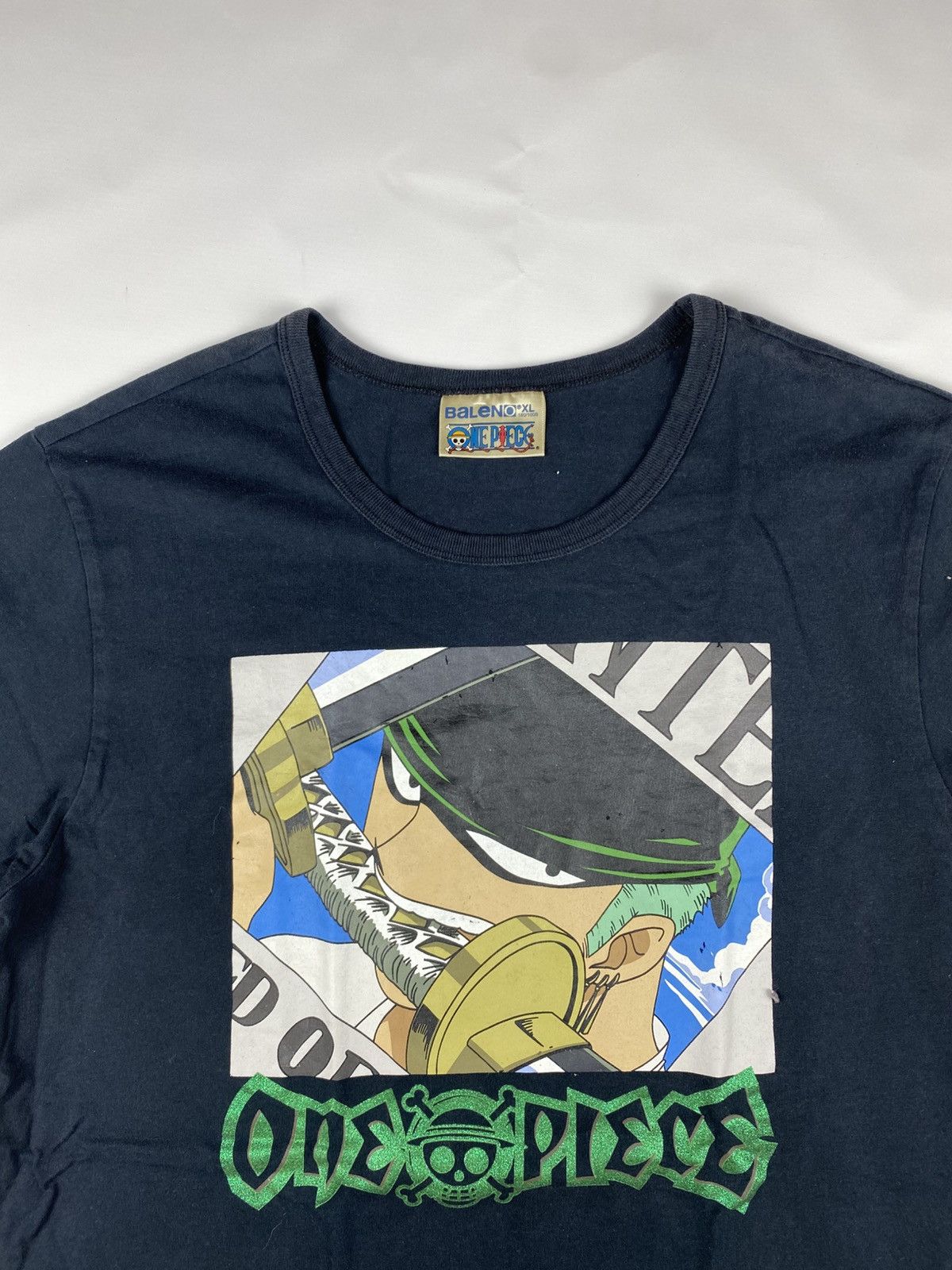 Anime Vintage Zoro One Piece Anime Tshirt Size US XL / EU 56 / 4 - 1 Thumbnail