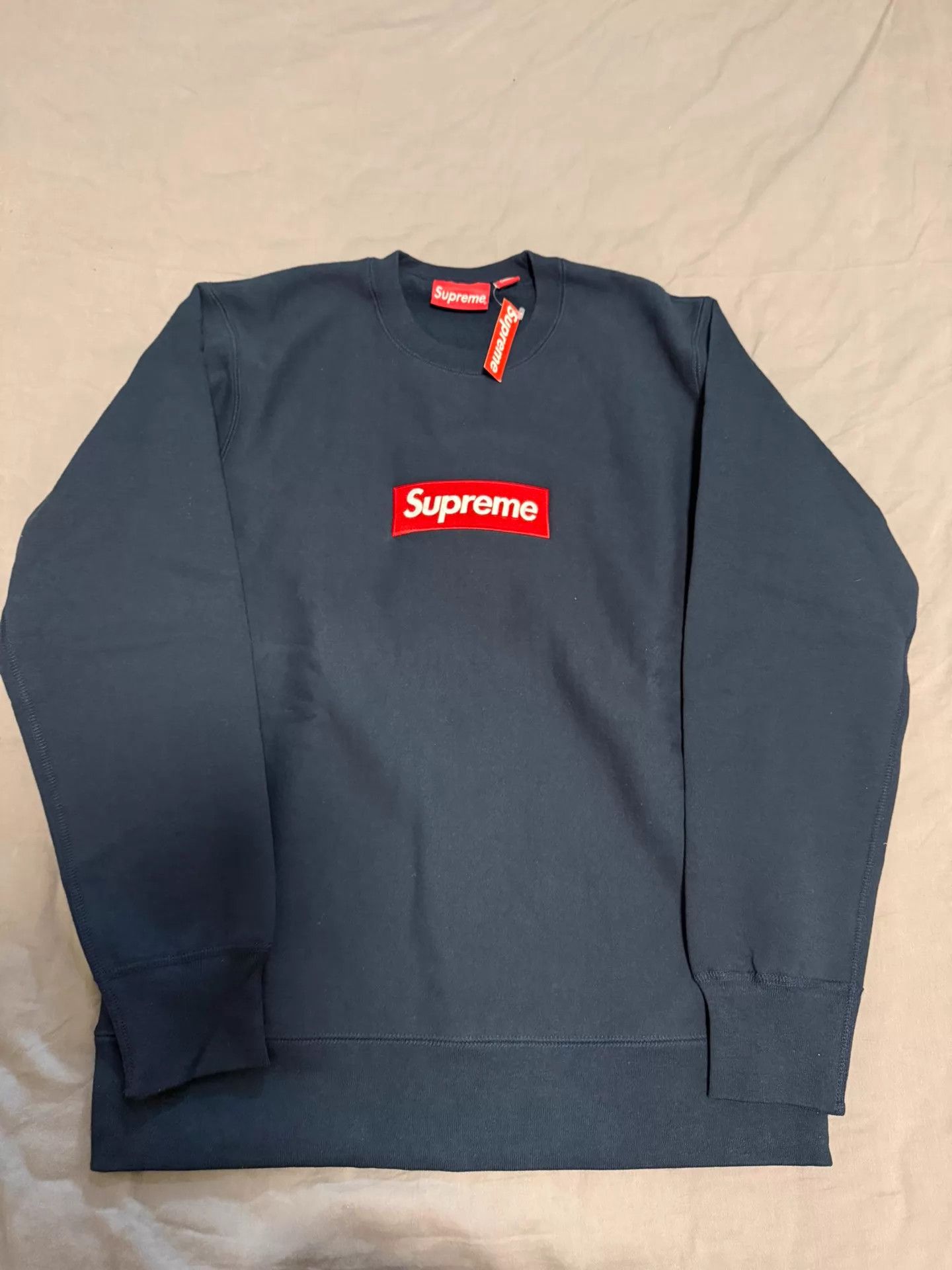 Supreme Supreme FW15 Red on Navy Box Logo Crewneck M Size US M / EU 48-50 / 2 - 1 Thumbnail