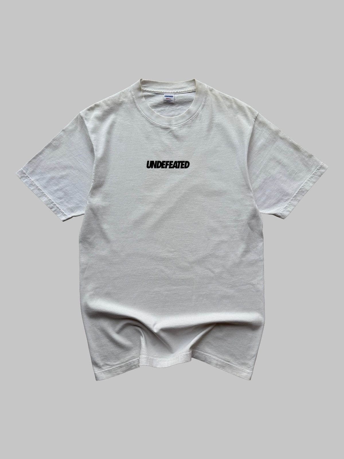Japanese Brand Undefeated Spell Out T Shirt Made In USA Size US S / EU 44-46 / 1 - 1 Thumbnail
