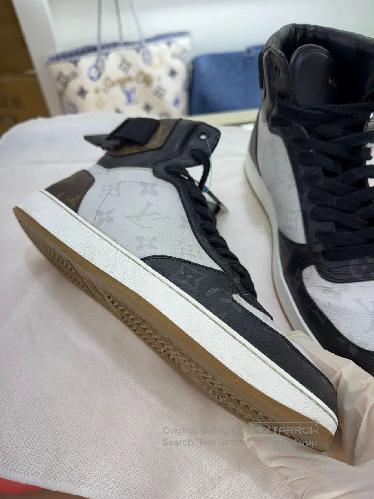Louis Vuitton LV Rivoli High. Size US 8 / EU 41 - 3 Thumbnail