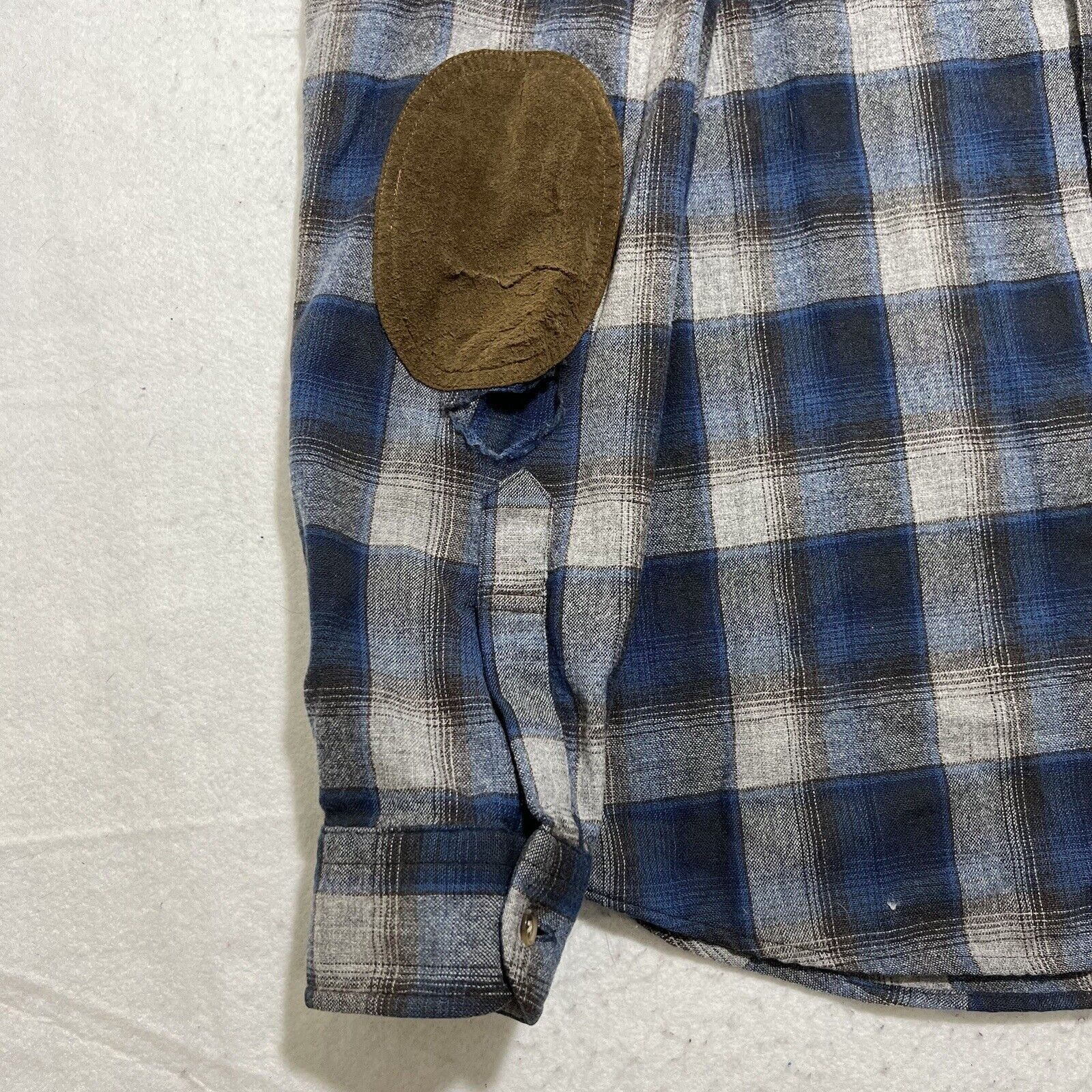 Pendleton Pendleton XL Wool Flannel Shirt 101 Dalmatians Disney Patch Size US XL / EU 56 / 4 - 11 Thumbnail
