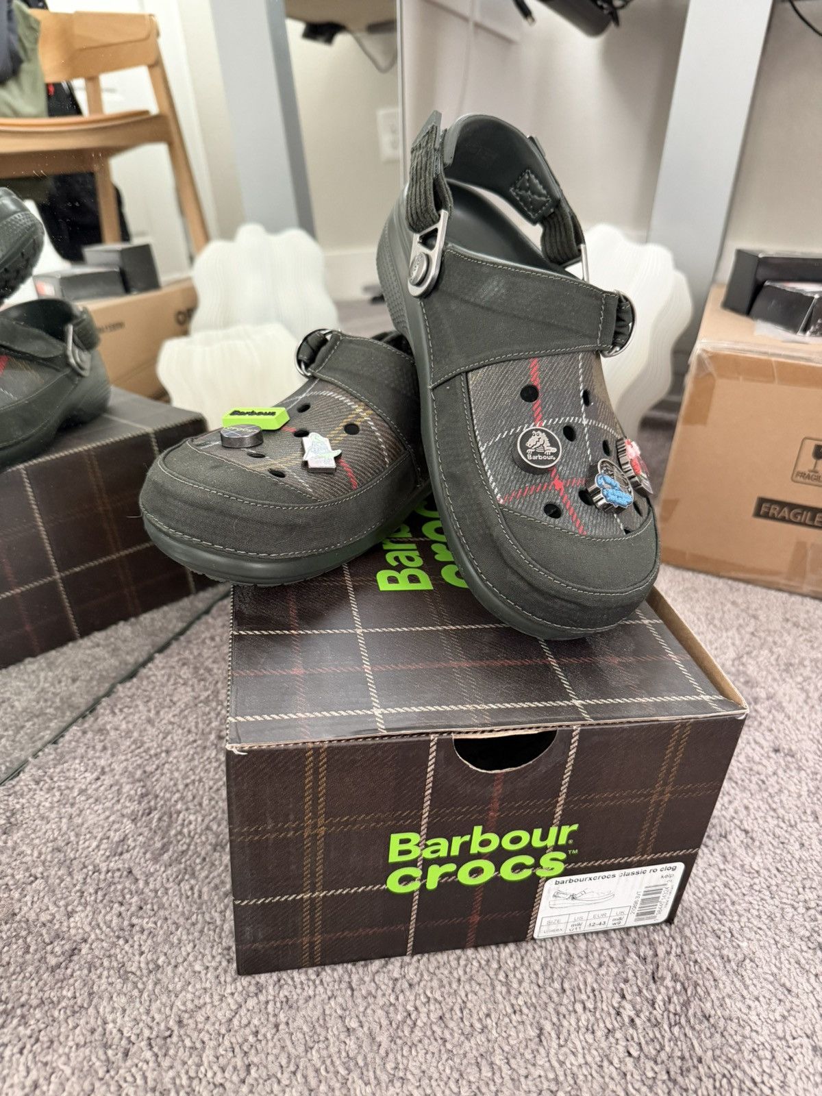 Barbour Barbour x Crocs Clogs Size US 9 / EU 42 - 1 Thumbnail