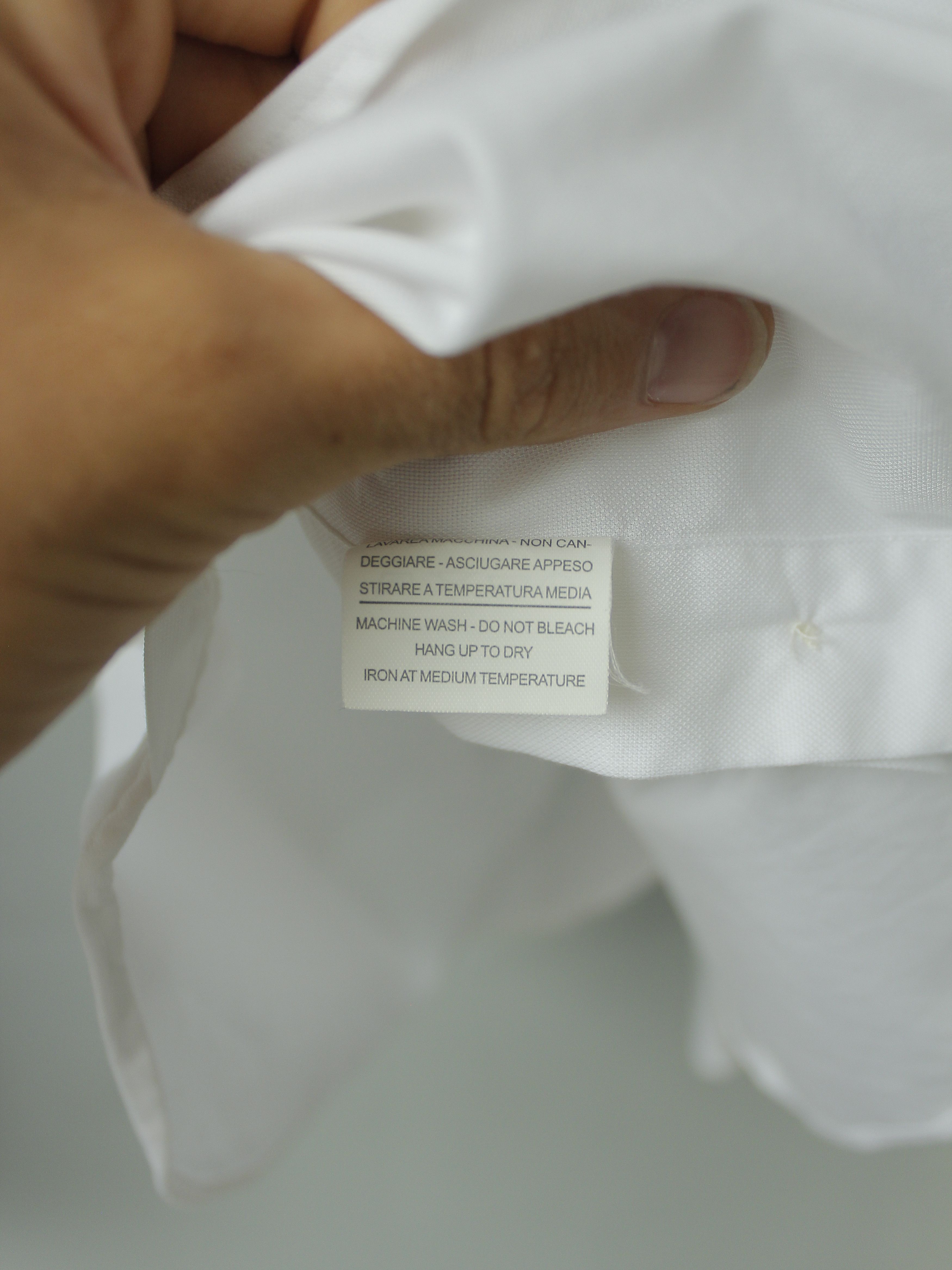 Boggi Boggi Custom Fit Button Up shirt White holes for cufflinks s Size US S / EU 44-46 / 1 - 16 Thumbnail