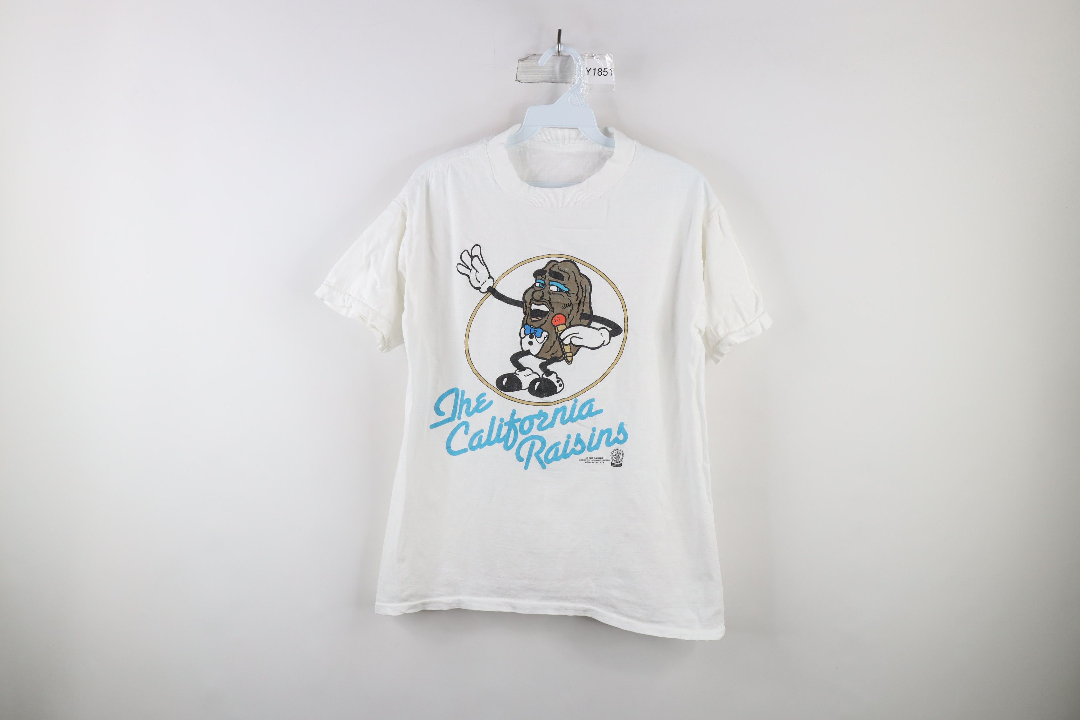 image of Vintage 80's The California Raisins Short Sleeve T-Shirt Usa in White, Men's (Size Small)