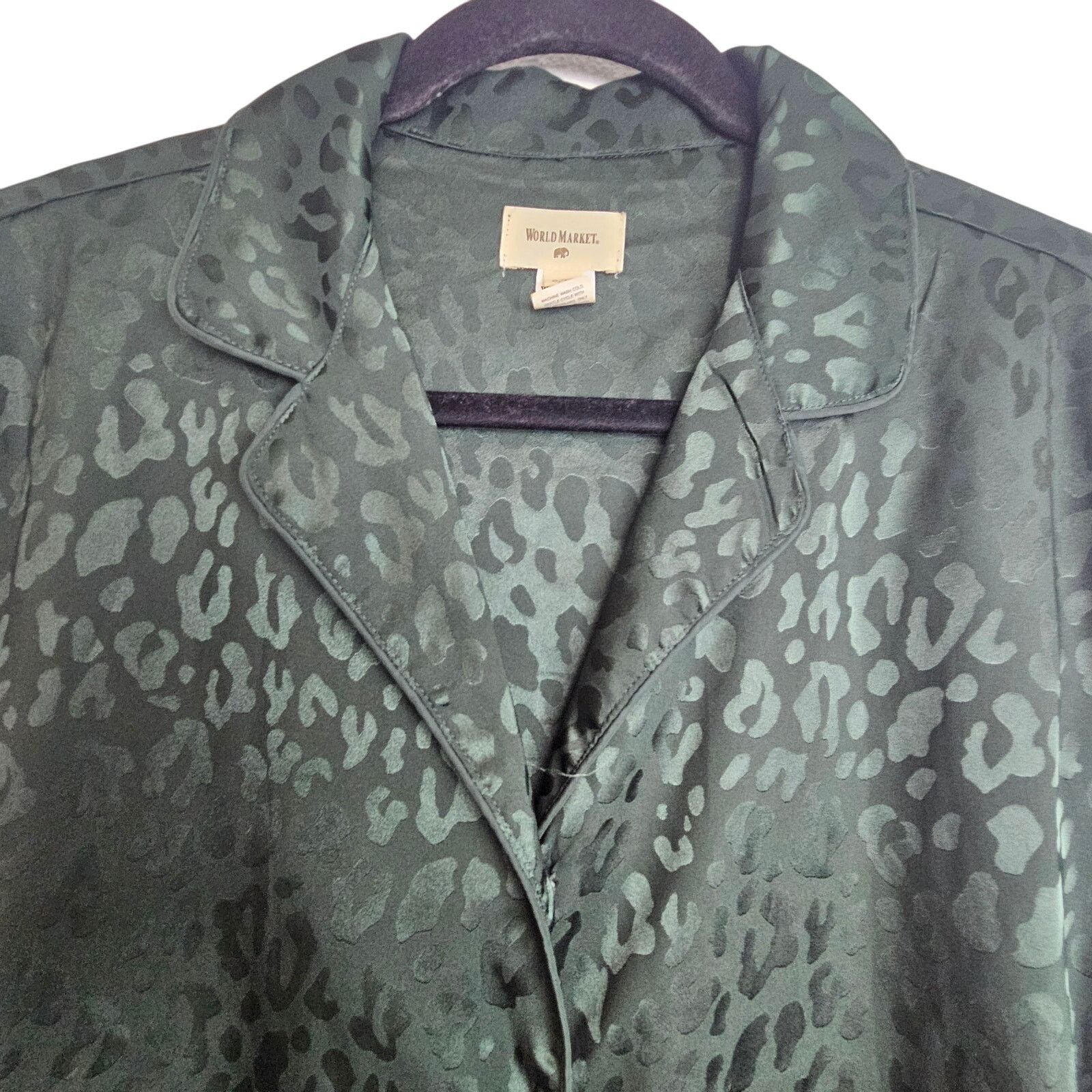 Other World Market Pajamas S/M Green Satin Leopard Sleepwear Size 27" / US 4 / IT 40 - 2 Thumbnail