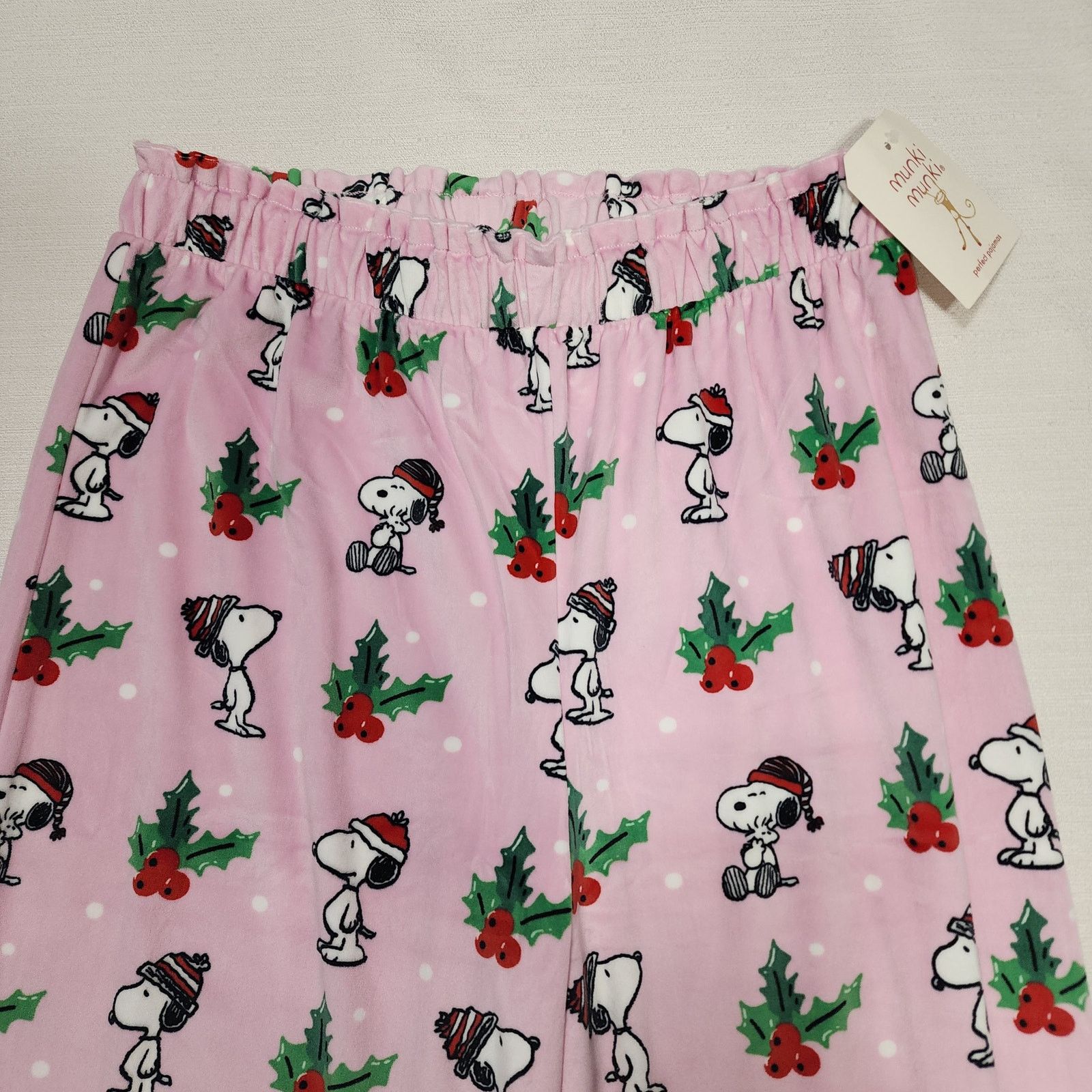 Peanuts Snoopy Christmas pajamas women's Large NWT Size 30" / US 8 / IT 44 - 2 Thumbnail