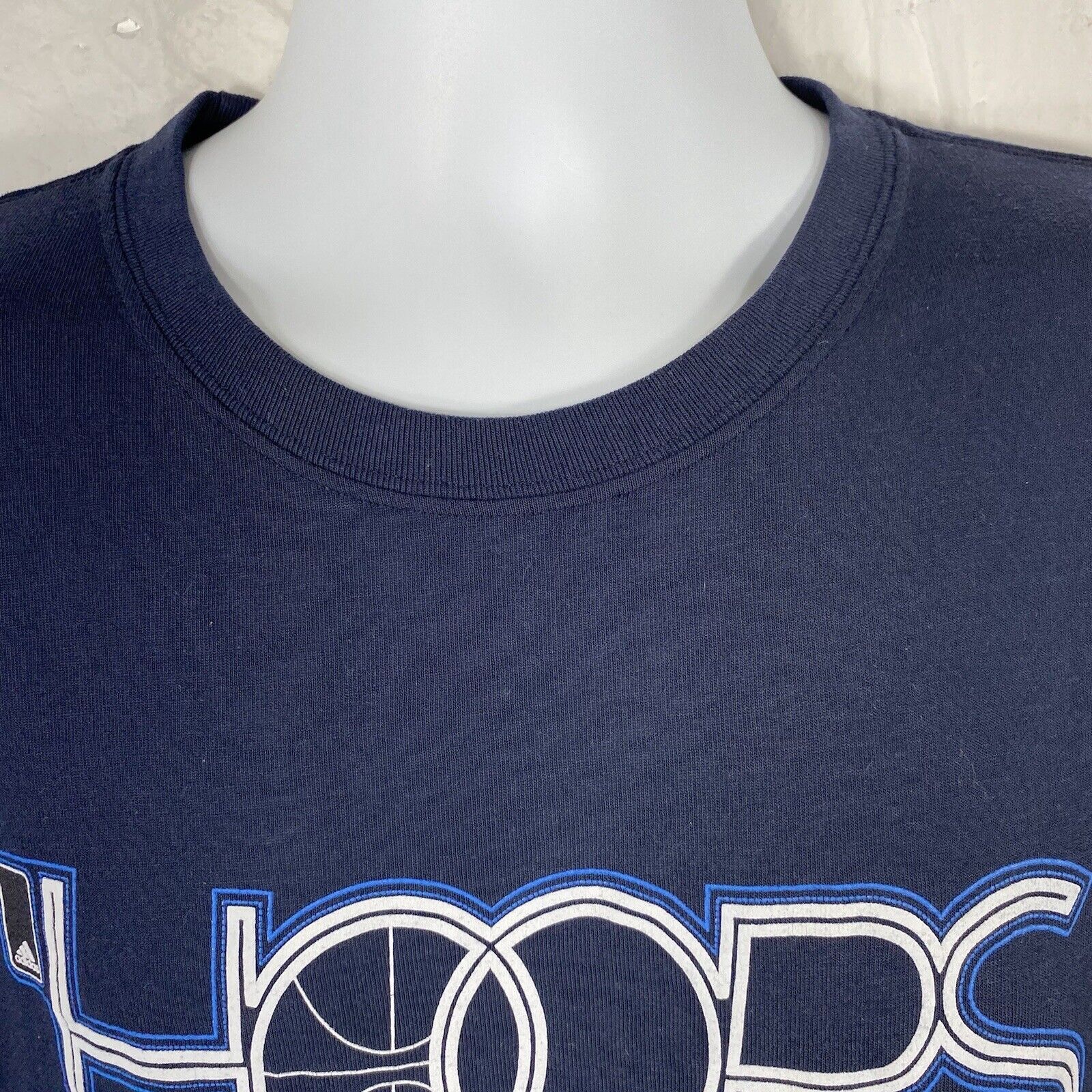 Adidas Adidas Hoops Basketball Short Sleeve Graphic T Shirt Size US L / EU 52-54 / 3 - 2 Thumbnail