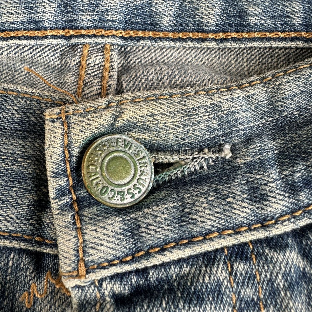 Levi's Levis 501 Distressed Faded Vintage Denim 36x30 D581 Size US 36 / EU 52 - 14 Thumbnail