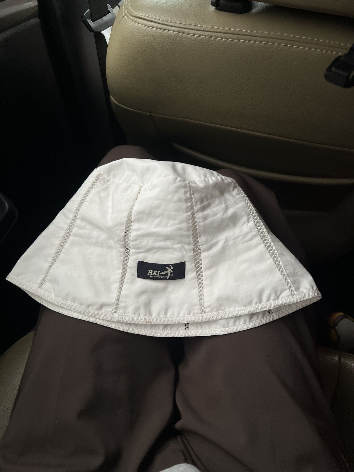 90s HAI Sporting gear bucket hat