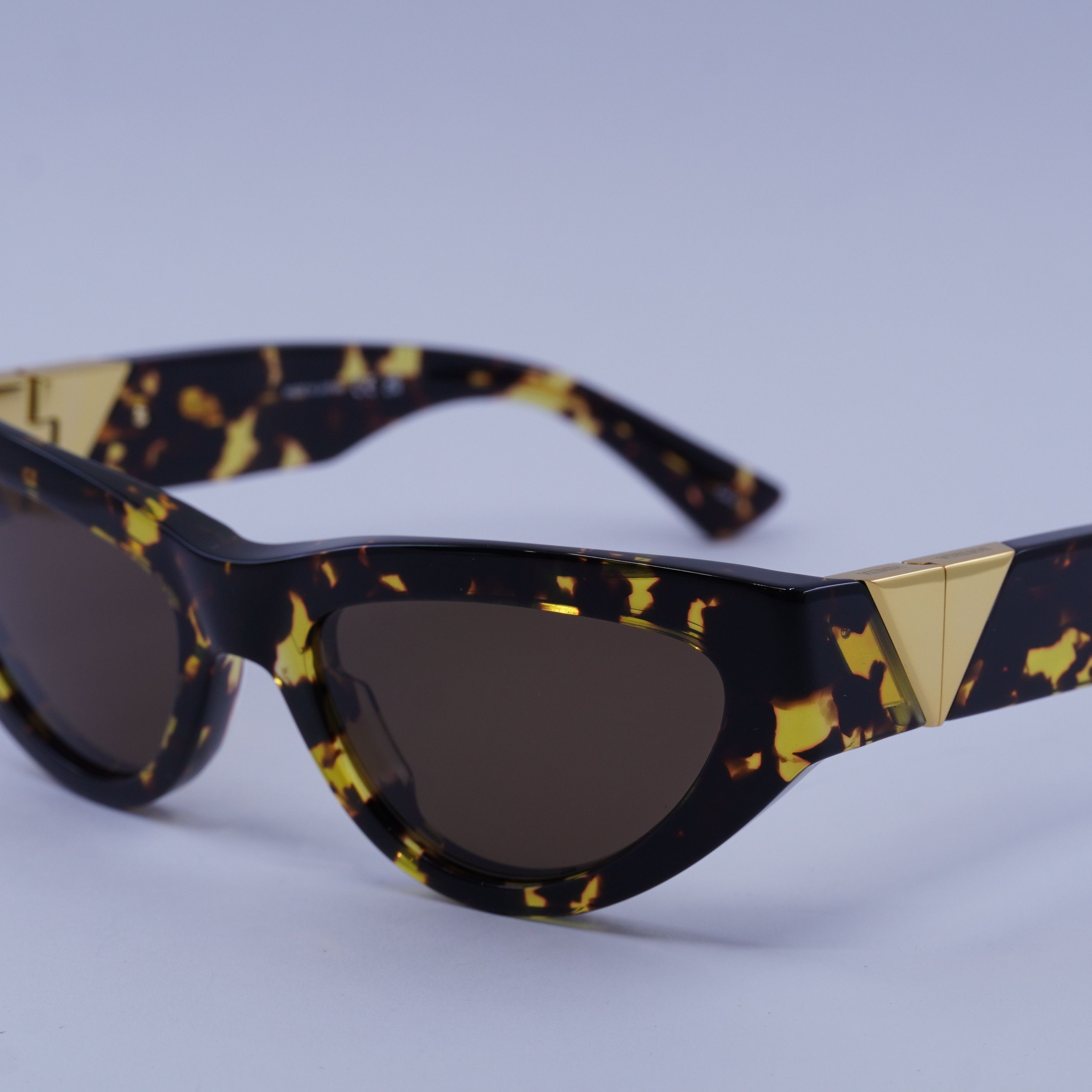 Bottega Veneta Bottega Veneta BV1176S 002 Sunglasses Havana Cat Eye Frame Size ONE SIZE - 3 Thumbnail