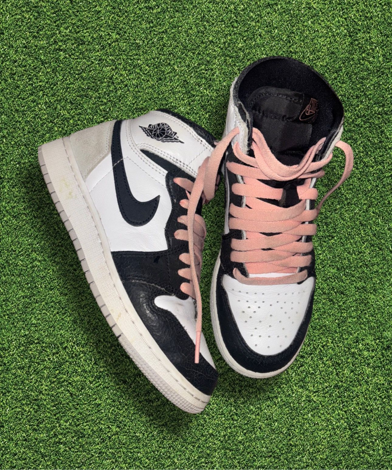Jordan Brand × Nike Jordan 1 High Stage Haze Size US 6 / IT 36 - 1 Thumbnail