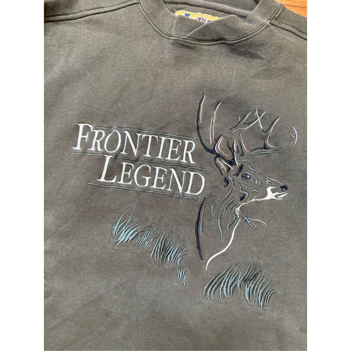 Vintage Size L - vintage 1990s embroidered deer hunting sweatshirt c Size US L / EU 52-54 / 3 - 2 Thumbnail
