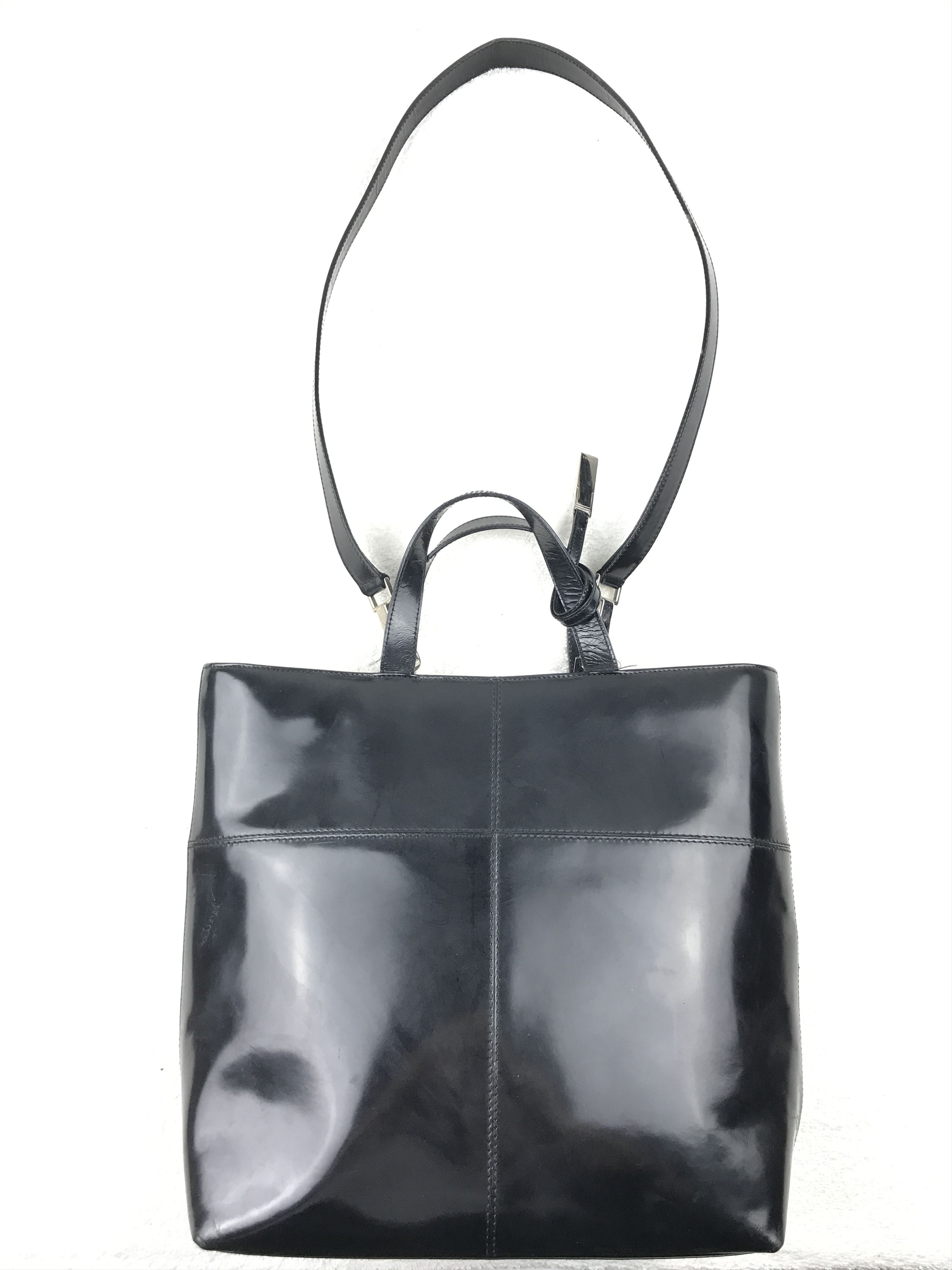 Gucci × Vintage Vintage Gucci Black Patent Leather Handbag With Strap Size ONE SIZE - 16 Thumbnail