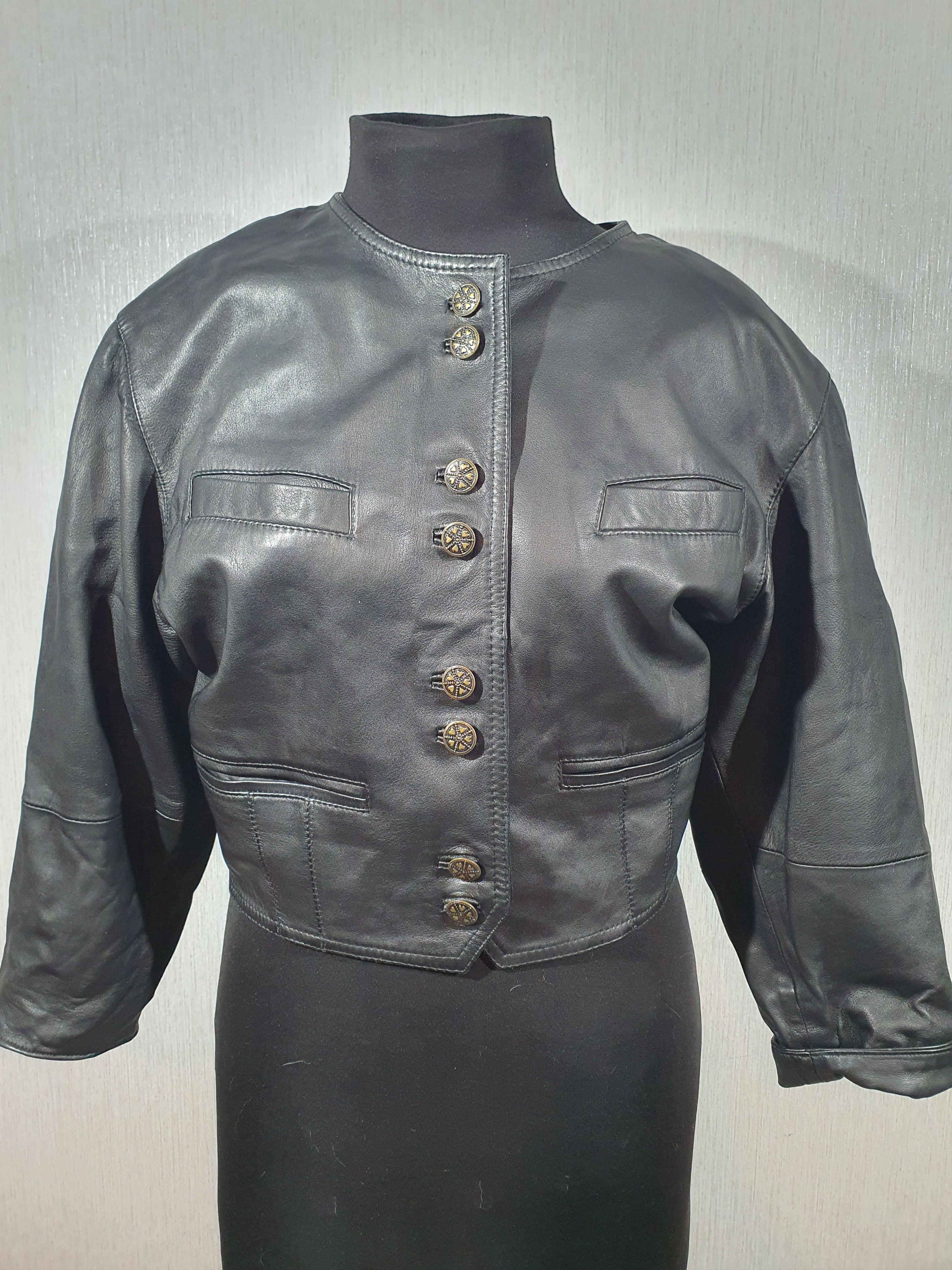 Genuine Leather Black short jacket made of genuine leather. Size L / US 10 / IT 46 - 9 Thumbnail