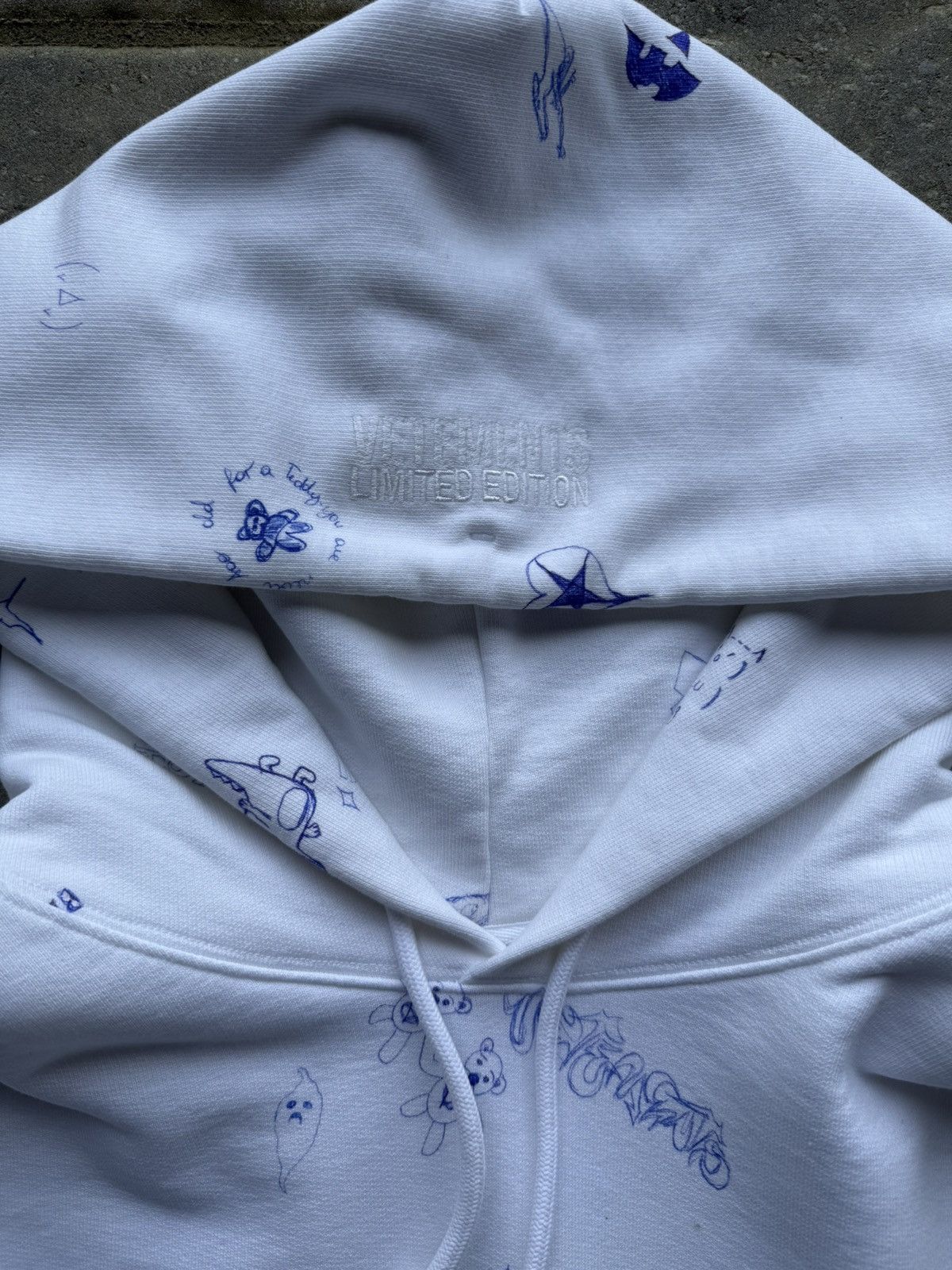 Vetements Vetements Limited Edition Men’s Terry Scribble Hoodie Size US L / EU 52-54 / 3 - 3 Thumbnail