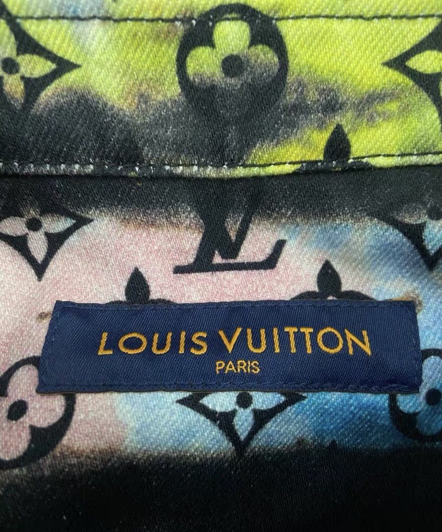 Louis Vuitton Louis Vuitton S Printed Monogram long sleeves Denim Shirt Size US S / EU 44-46 / 1 - 4 Thumbnail