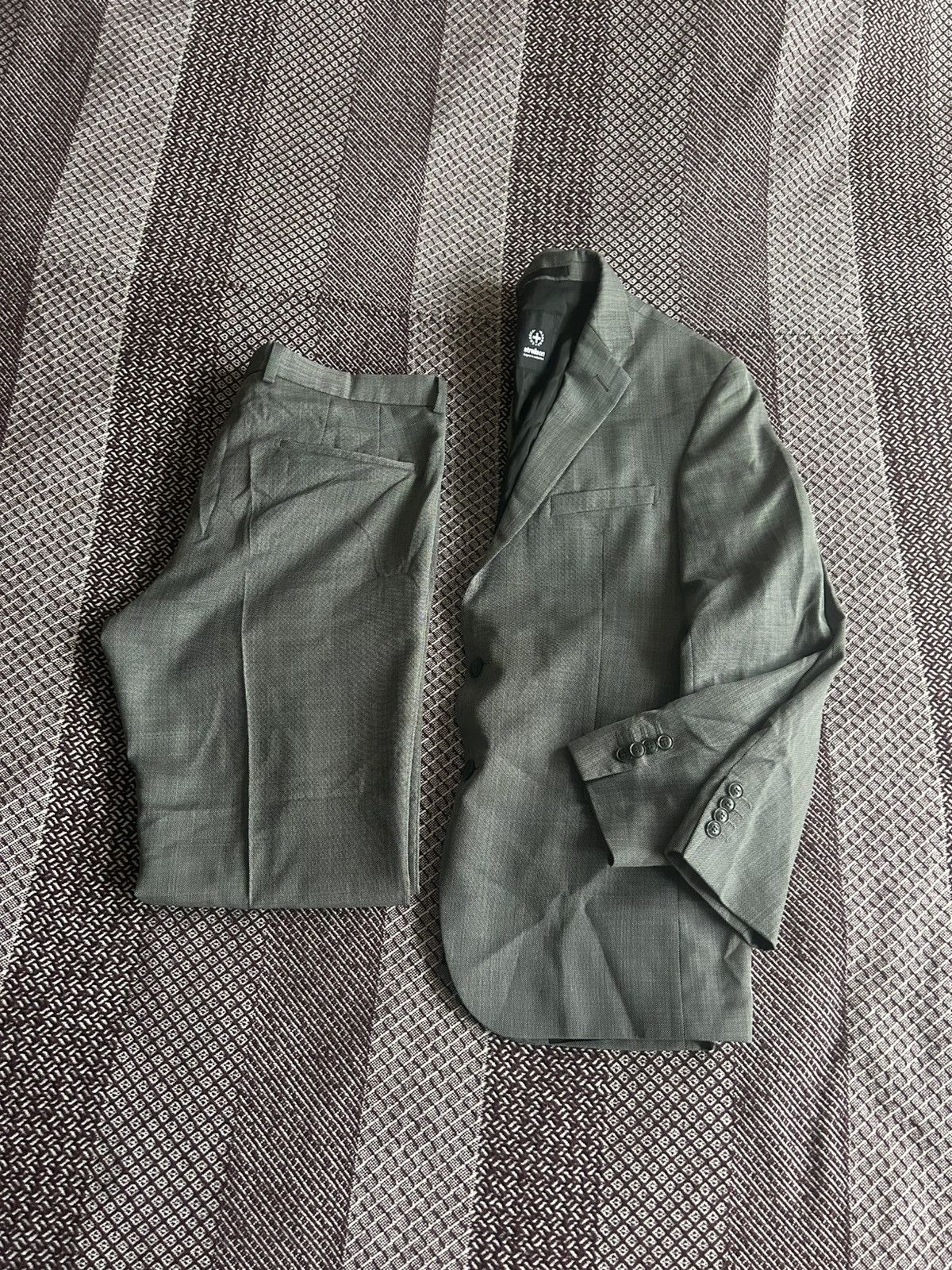 Strellson Strellson Wool Mens Suit 2 Button Solid Style Size 48 Luxury Size 38R - 23 Thumbnail
