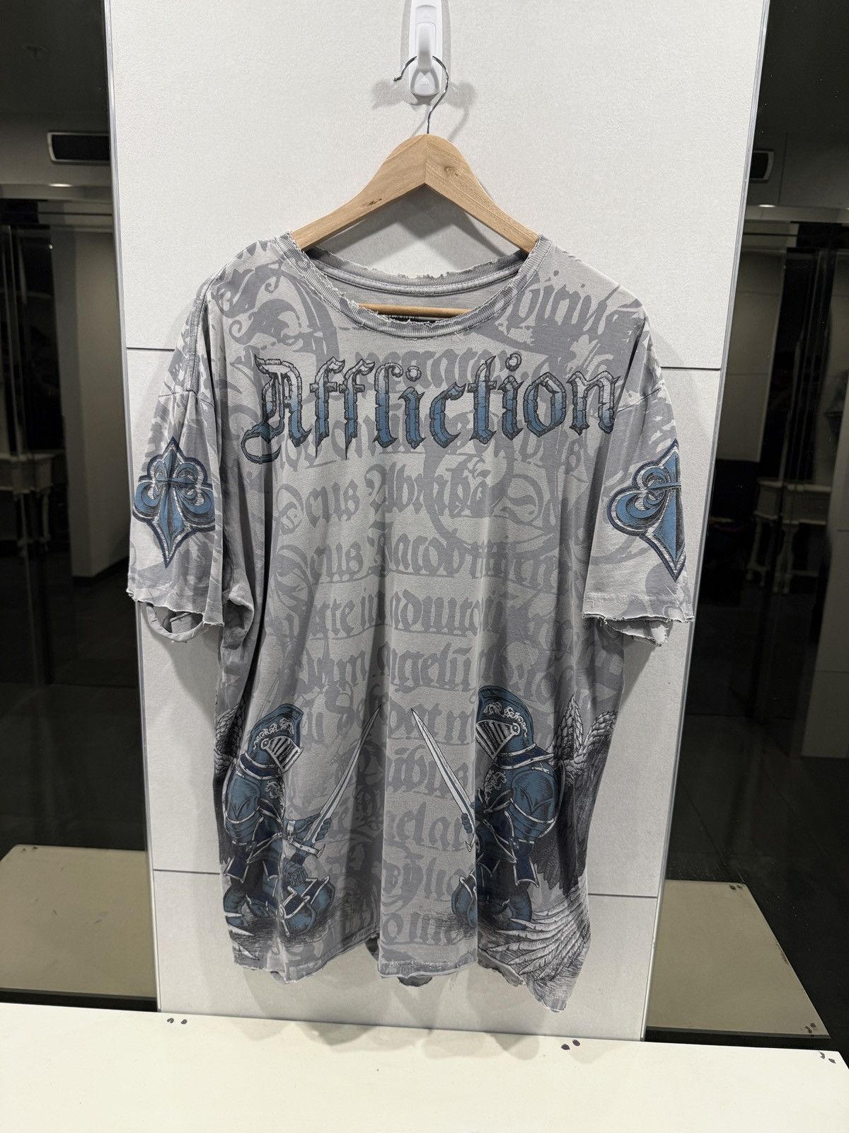 Affliction GRAIL AFFLICTION ANGEL KNIGHT TEE VINTAGE RARE ARMOUR WING 🪽 Size US XXL / EU 58 / 5 - 1 Thumbnail