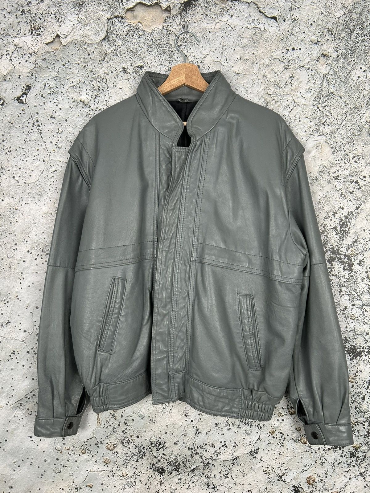 Genuine Leather Vintage Grey Genuine Leather Jacket Bomber Military 90s Rare Size US L / EU 52-54 / 3 - 1 Thumbnail