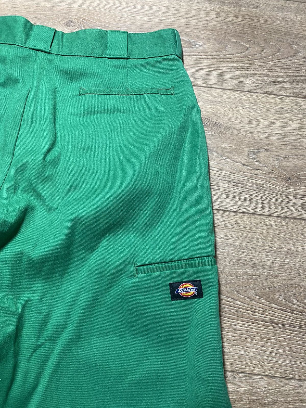 Dickies Green Dickies Worker Shorts oversize vintage y2k rap Size US 32 / EU 48 - 7 Thumbnail
