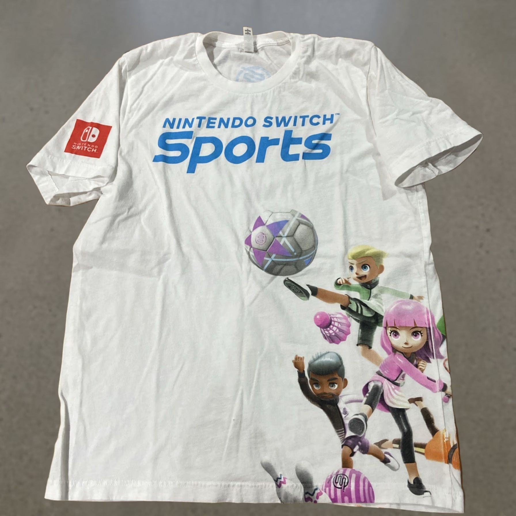 Nintendo Nintendo Switch Sports AOP Ensemble Shirt Medium VIdeo Games Shirt Mens M White Sports Size US M / EU 48-50 / 2 - 1 Thumbnail