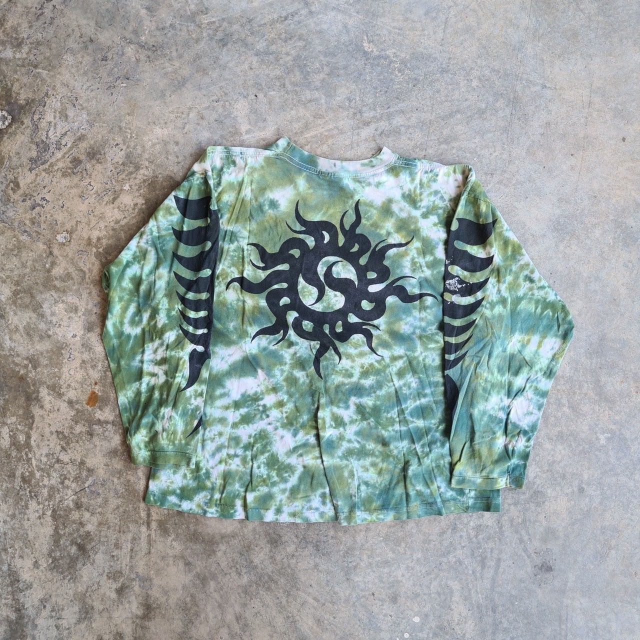 Band Tees × Vintage *RARE* VINTAGE 90s Y2K TRIBAL SPIRAL TIE DYE T-SHIRT METAL Size US XL / EU 56 / 4 - 5 Thumbnail