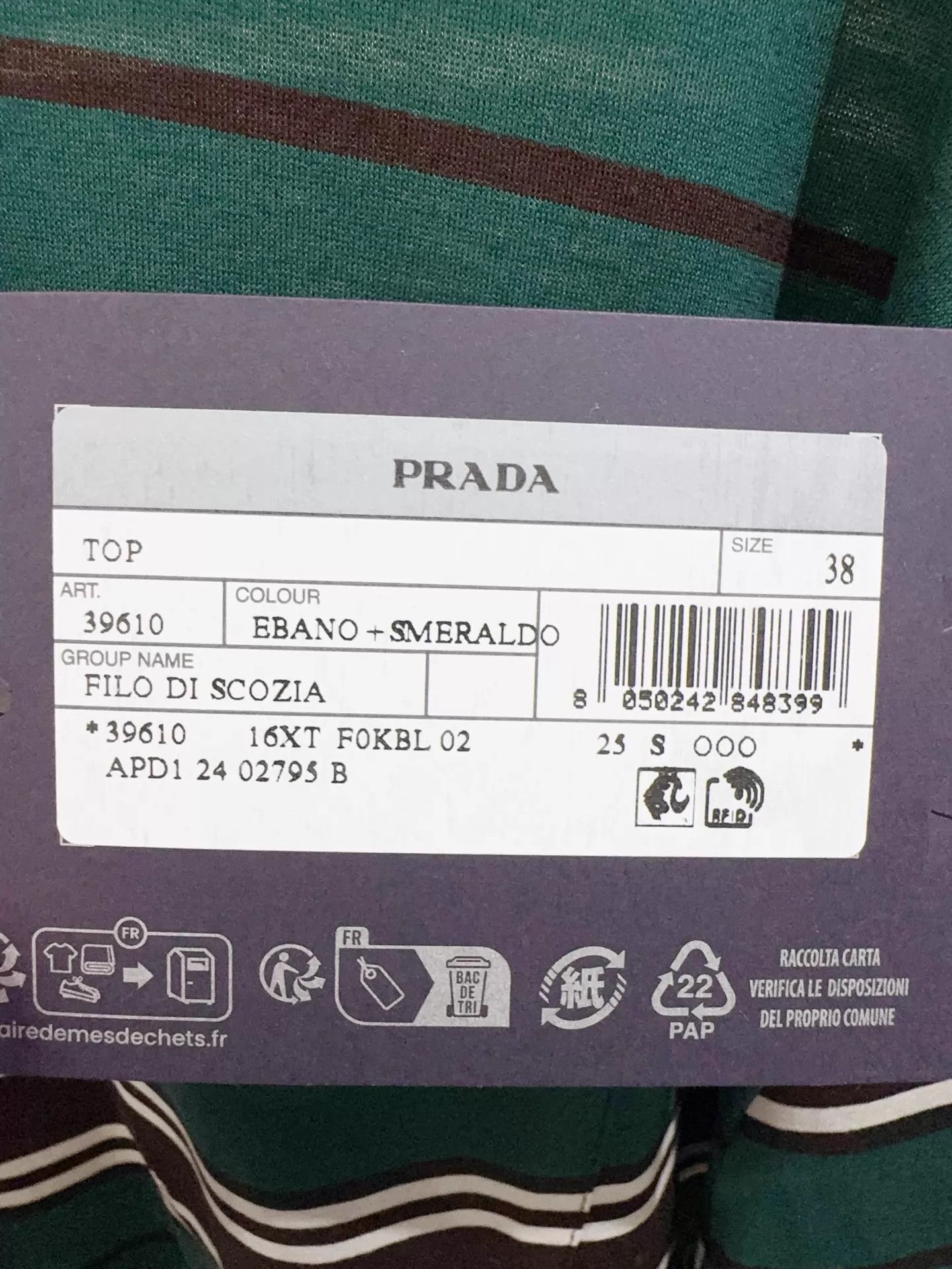 Prada Prada Women's 25SS Short Sleeve T-Shirt Size 38 Size XS / US 0-2 / IT 36-38 - 3 Thumbnail