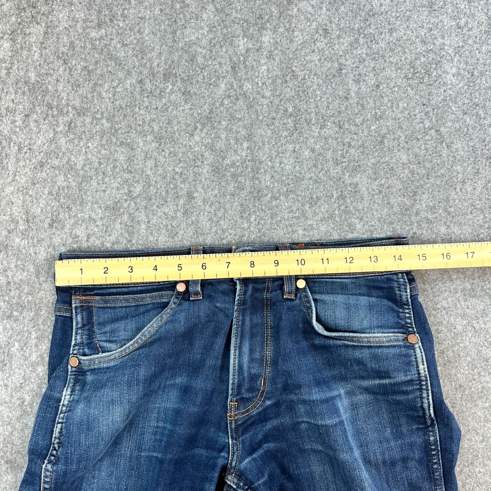 Wrangler Wrangler Jeans Tapered Fit 30 28 Dark Wash Blue Denim Cotton Elastane Regular 5-Pocket Cowboy Brand Wrangler Bostin Mens Jeans Size US 30 / EU 46 - 6 Thumbnail