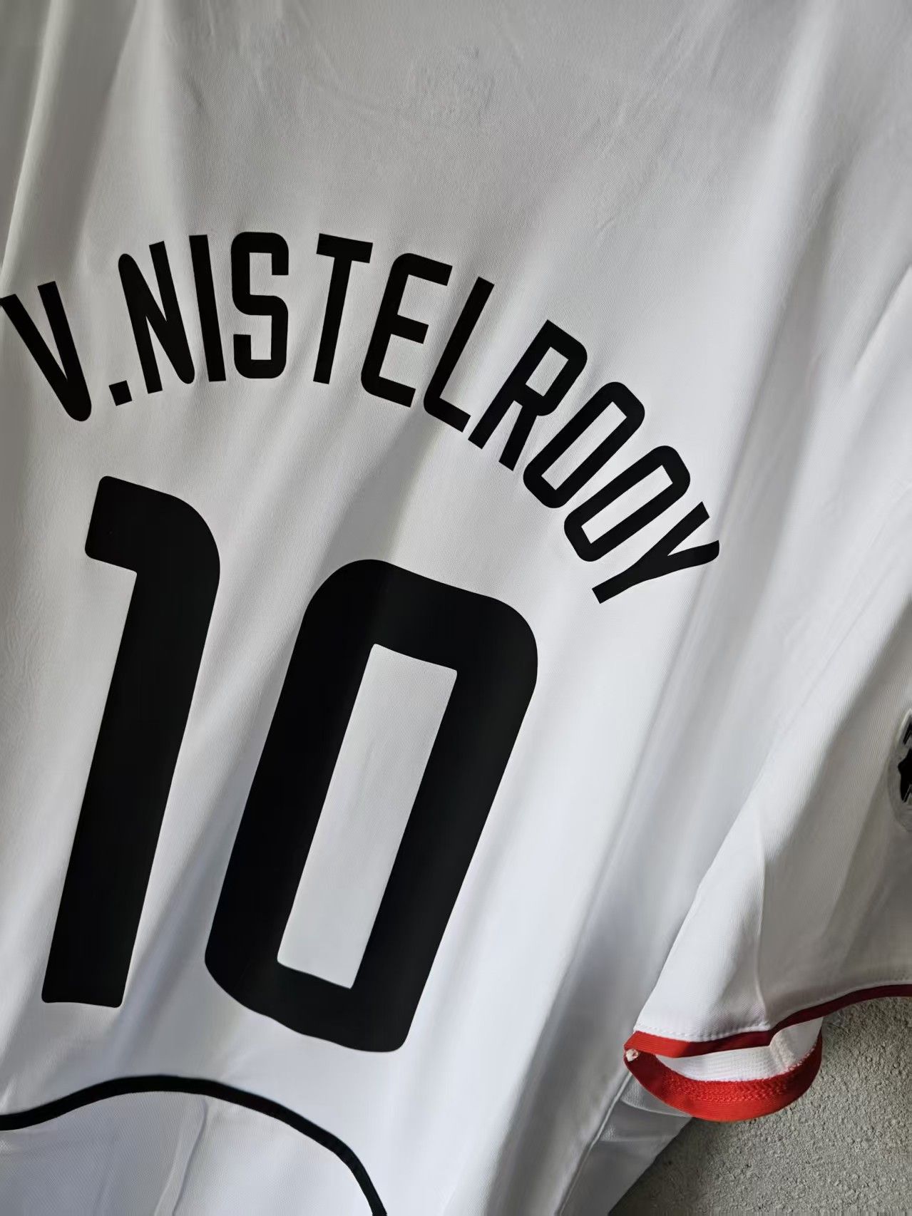 Other 2002 2004 MUFC 10 van Nistelrooy Jersey Away Size US L / EU 52-54 / 3 - 5 Thumbnail
