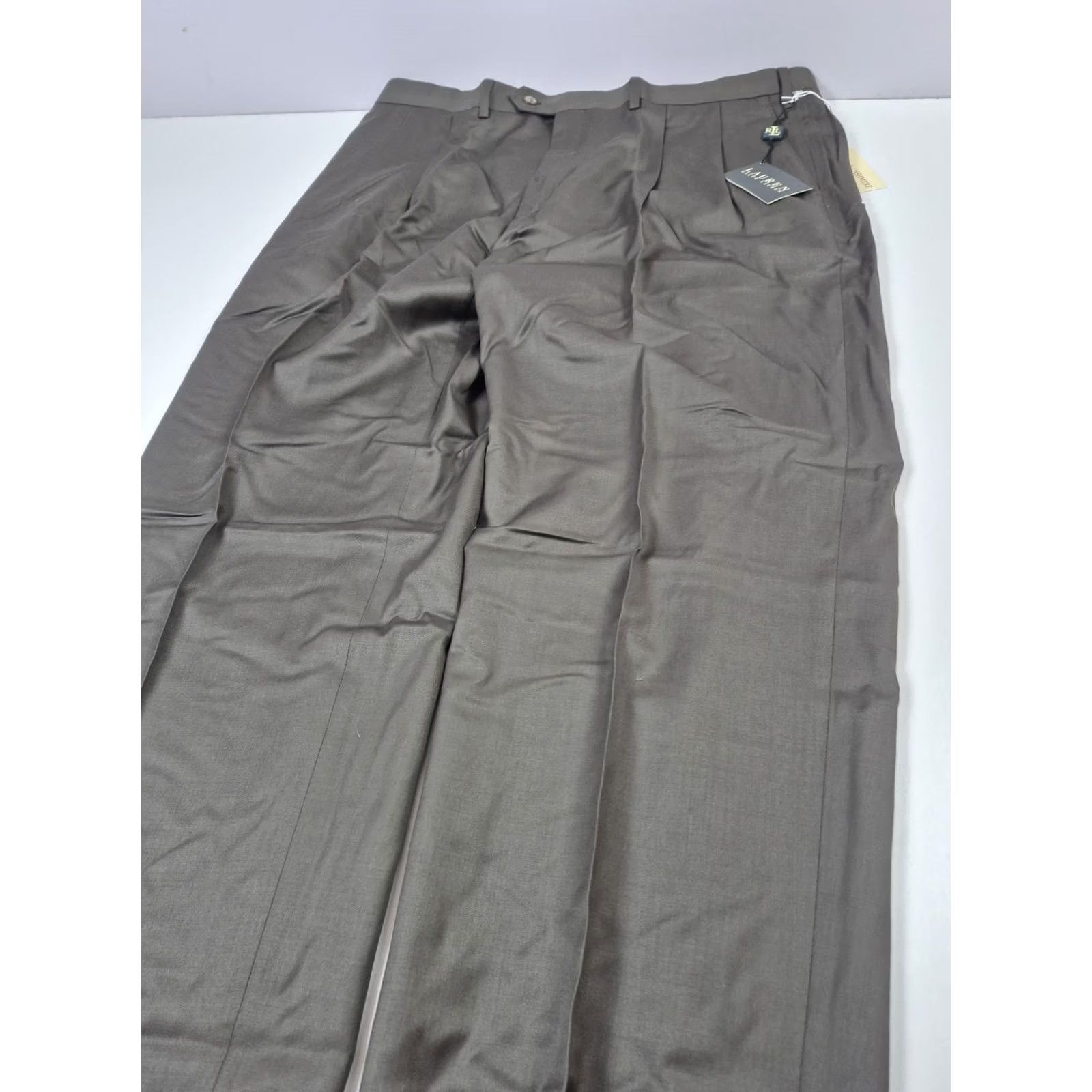 Ralph Lauren Lauren Ralph Lauren Pants Mens 40x36 Olive Wool Cashmere Pleated Unhemmed Dress Pants Medium Green 40W 30L Vintage N/A Size US 40 / EU 56 - 2 Thumbnail