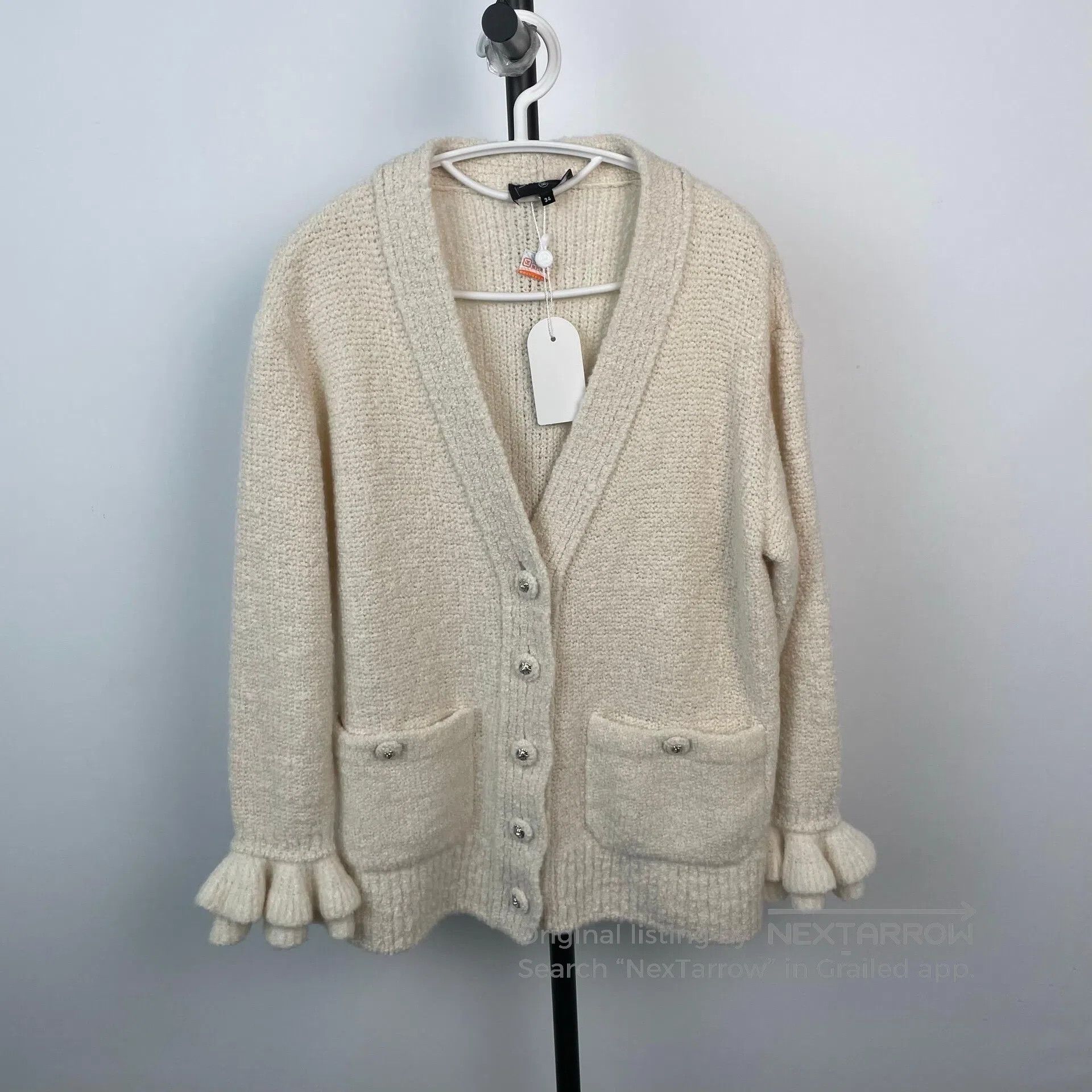 Chanel Chanel White ruffle sleeve cashmere cardigan jacket and pa Size XXS / US 00 / IT 34 - 2 Thumbnail