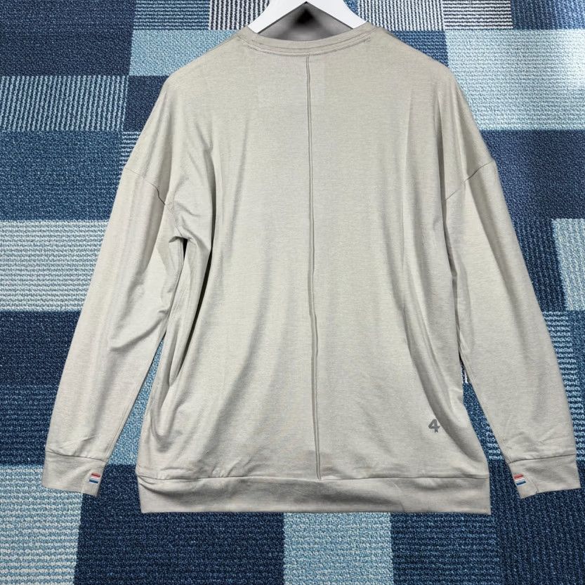 Vintage Fourlaps Shirt Womens Small Oatmeal Heather Stratus Thermoregulating Athletic Shirt Womens Small Beige Polyester Spandex Athletic Womens Mens Girls Size S / US 4 / IT 40 - 1 Thumbnail