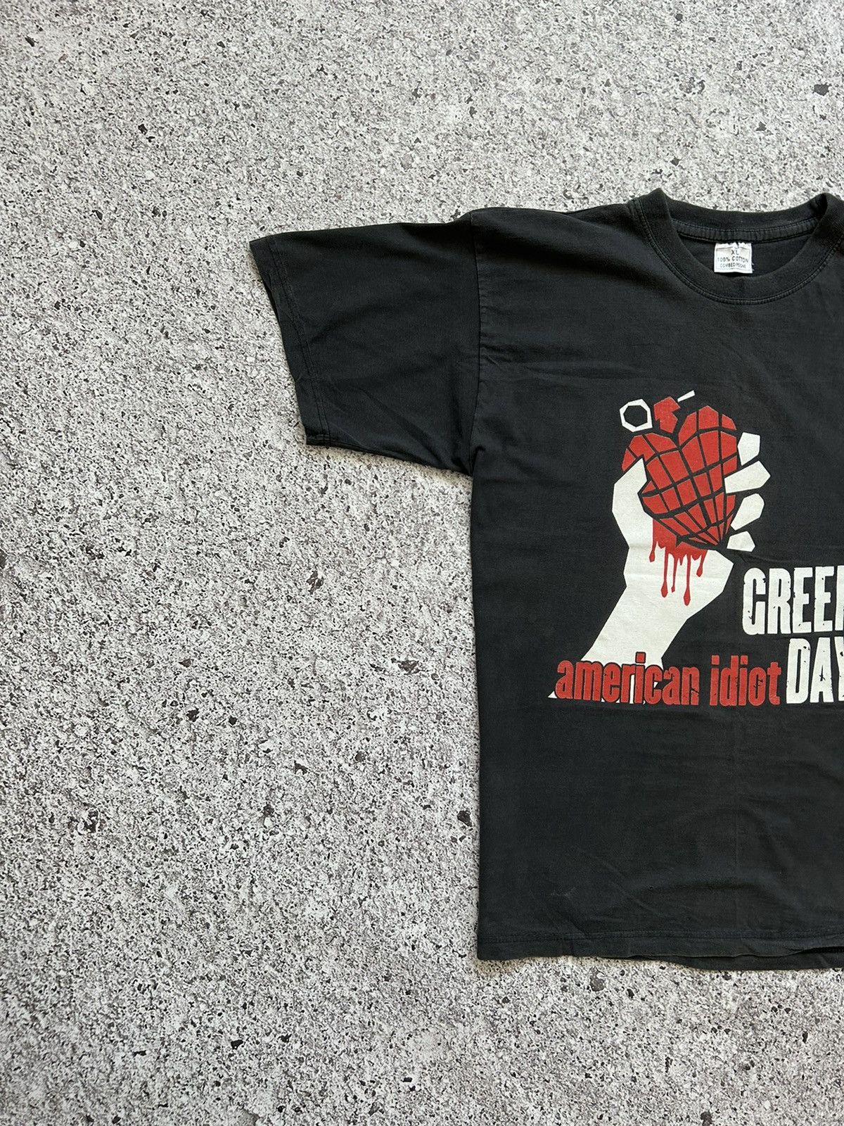 Band Tees × Vintage Vintage 2004 Green Day American Idiot Album promo t-shirt Size US XL / EU 56 / 4 - 4 Thumbnail