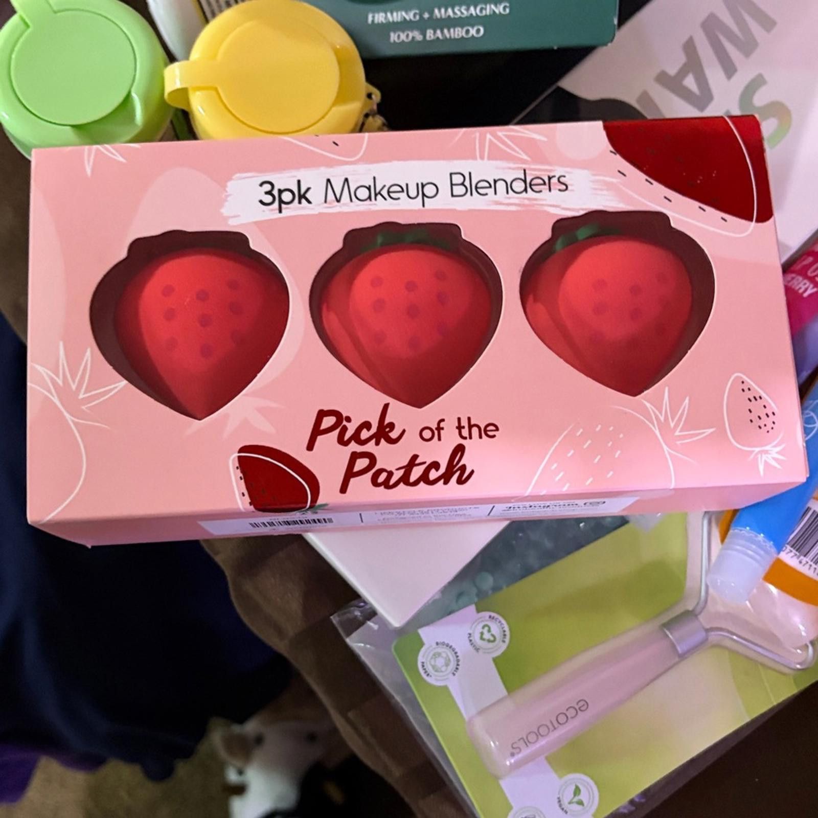 Other 3 Pc make up sponges Size ONE SIZE - 1 Preview