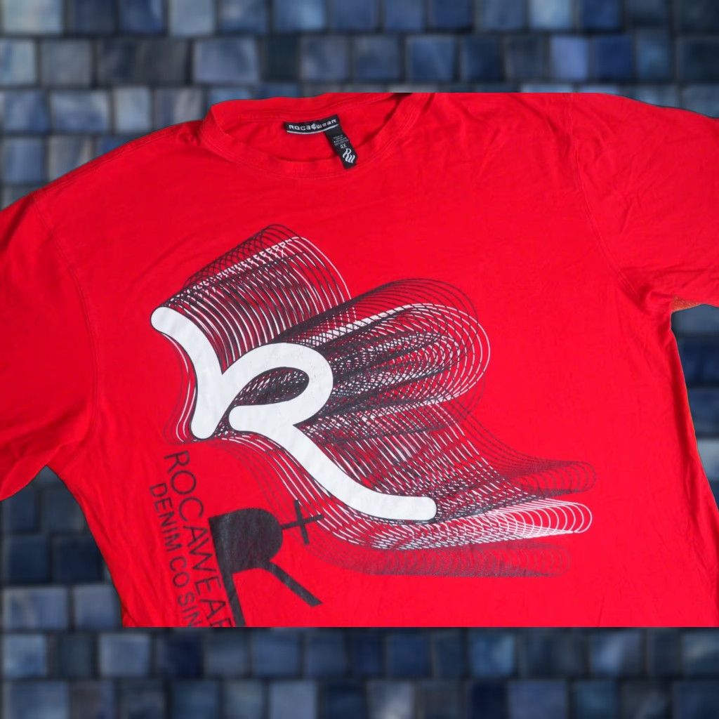 Rocawear VTG Rocawear Baggy Logo Denim Co Skate Red Tee T-Shirt Mens 3XL Shirt Graphic Print Hip Hop Crew Neck Short Sleeve Cotton Red Logo 90s 2000s Mens Size US XXL / EU 58 / 5 - 1 Thumbnail