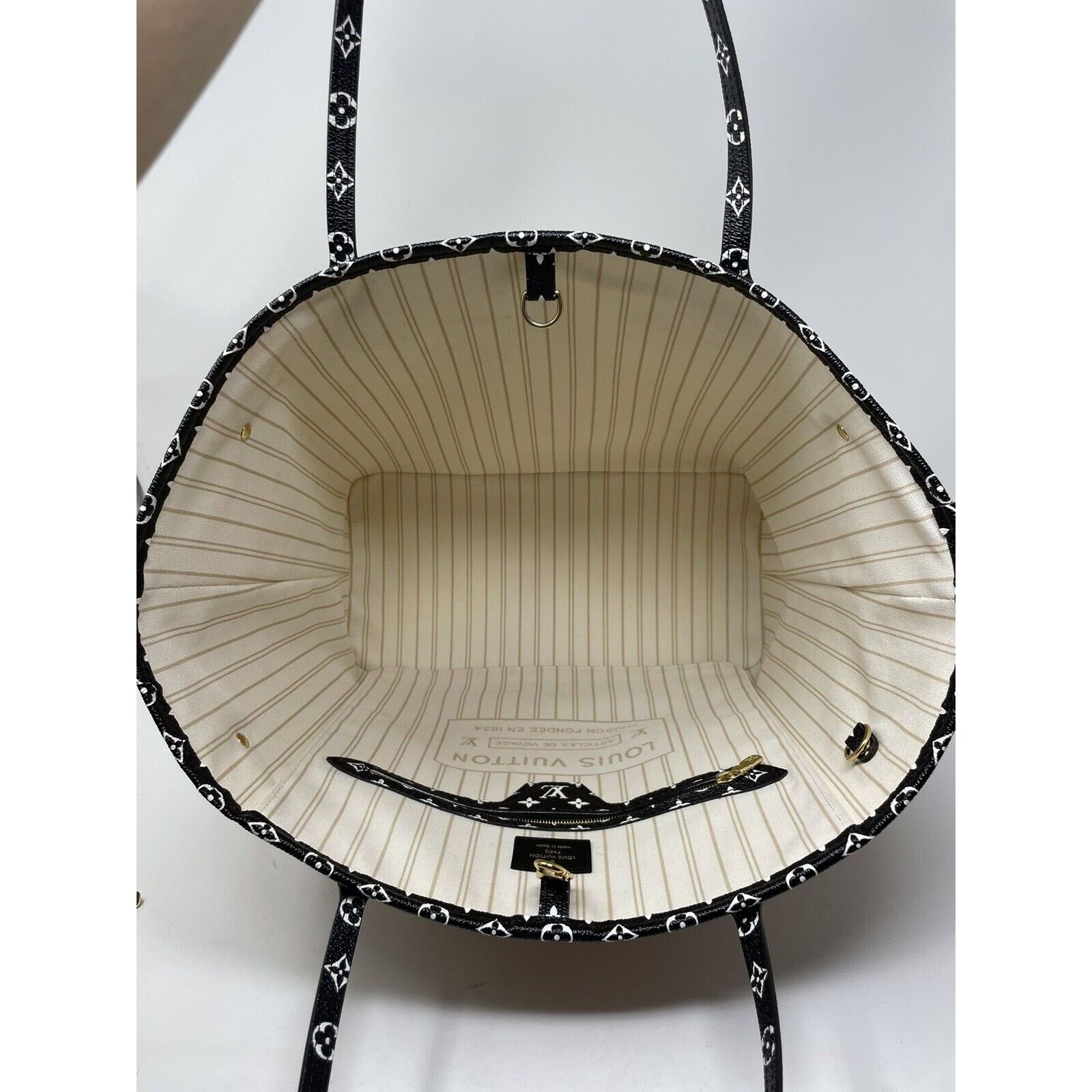 Louis Vuitton Louis Vuitton Neverfull MM Tote Limited Edition Jungle Mono Size ONE SIZE - 11 Thumbnail
