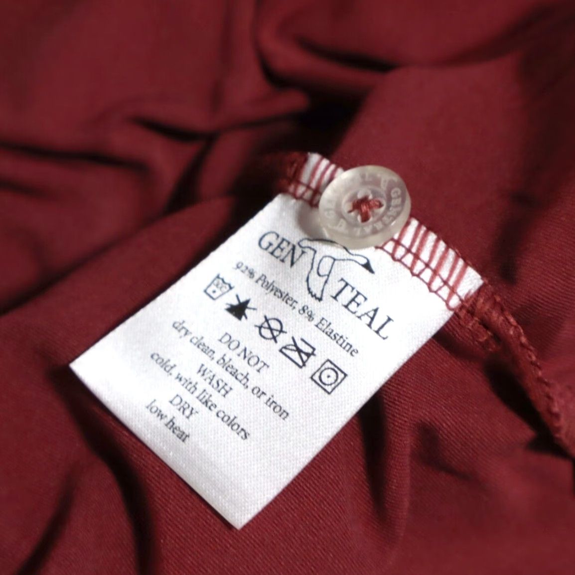 Vintage Genteal Genteal Stretch Polyester Solid Polo Shirt Maroon Men's L Shirt Polo Mens Maroon L Genteal Stretch Polyester Solid Polo Shirt Size US L / EU 52-54 / 3 - 7 Thumbnail