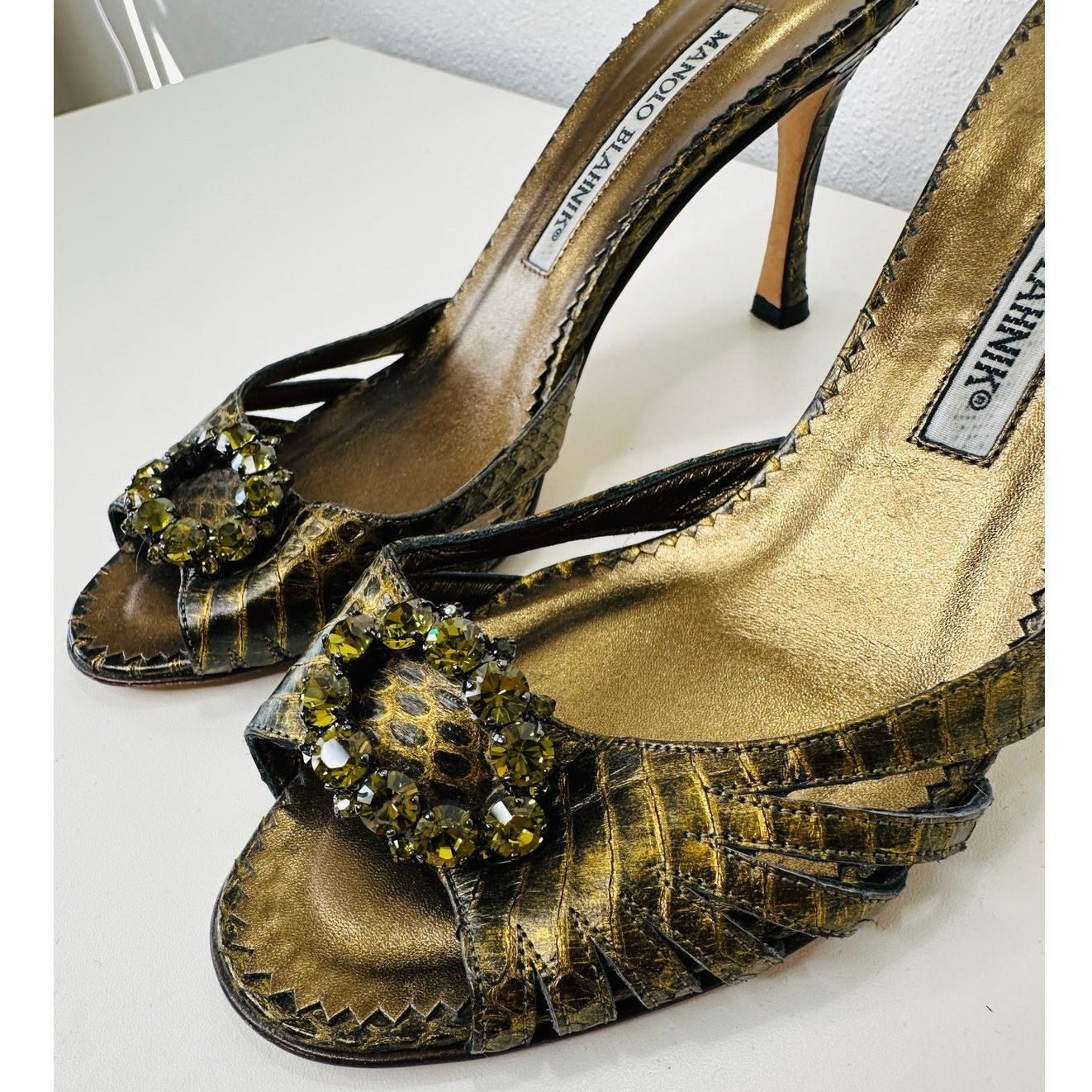 Manolo Blahnik Manolo Blahnik Green Hue Snake Jewel Sandal Heel 37.5 / 7.5 Size US 7.5 / IT 37.5 - 3 Thumbnail