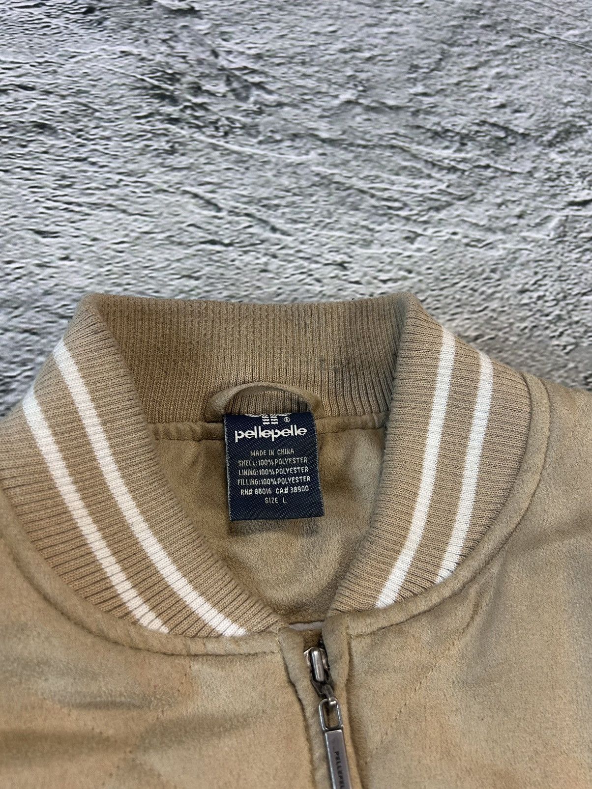 Marc Buchanan Pelle Pelle jacket big logo 90s beige bomber varsity Size US XL / EU 56 / 4 - 2 Thumbnail